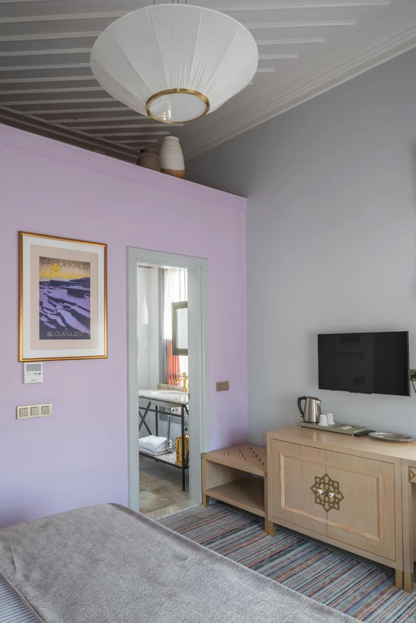 Bed in Delight Deluxe Hotel