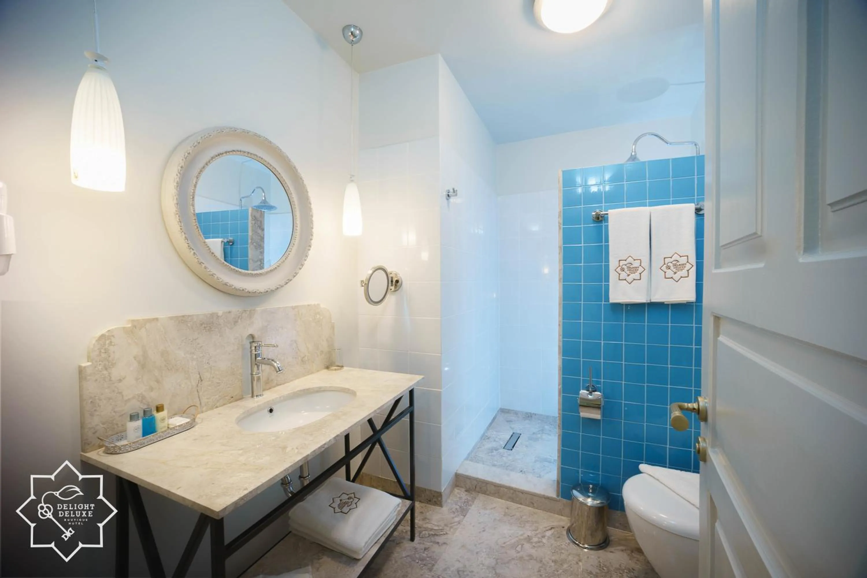 Bathroom in Delight Deluxe Hotel