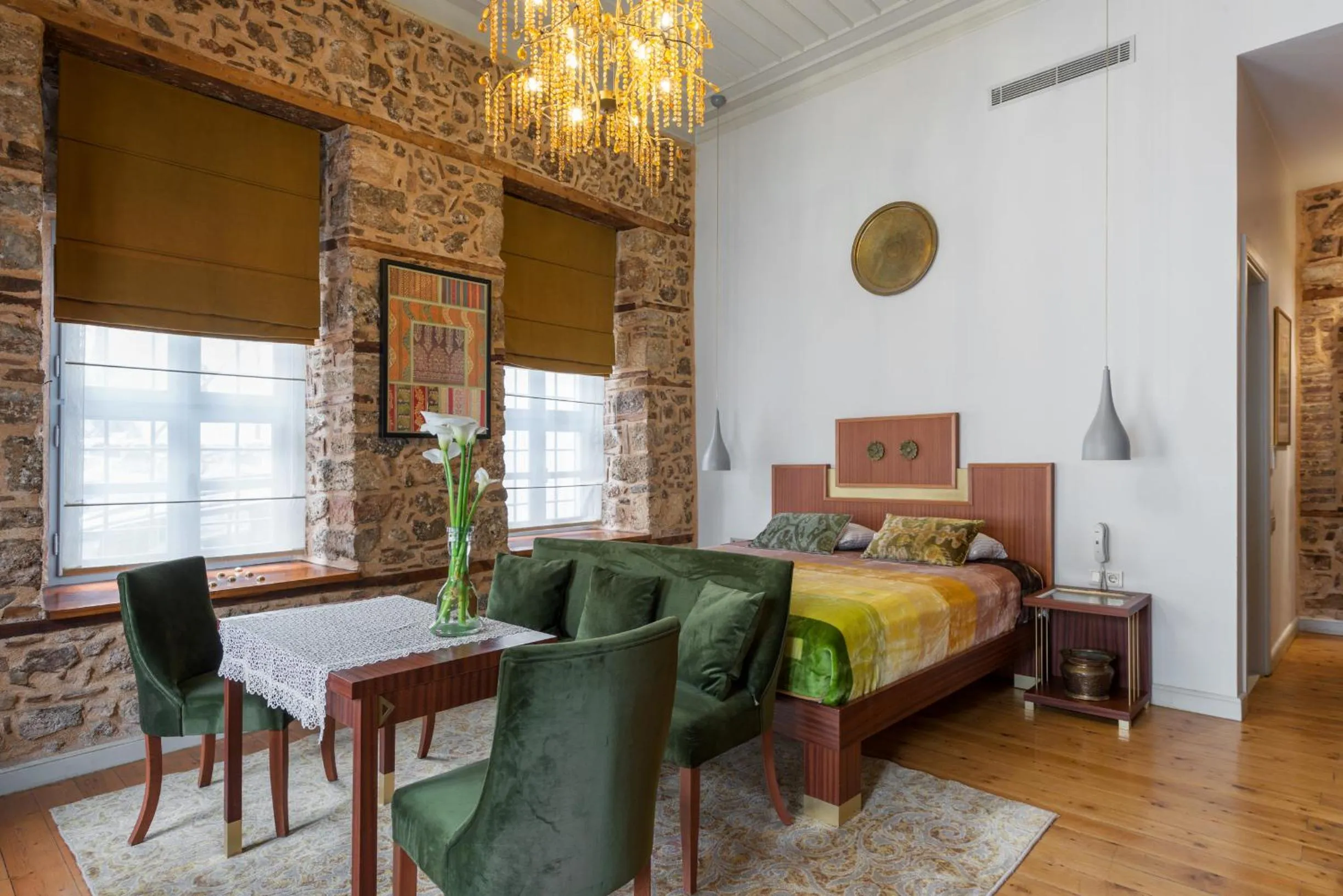 Bed in Delight Deluxe Hotel