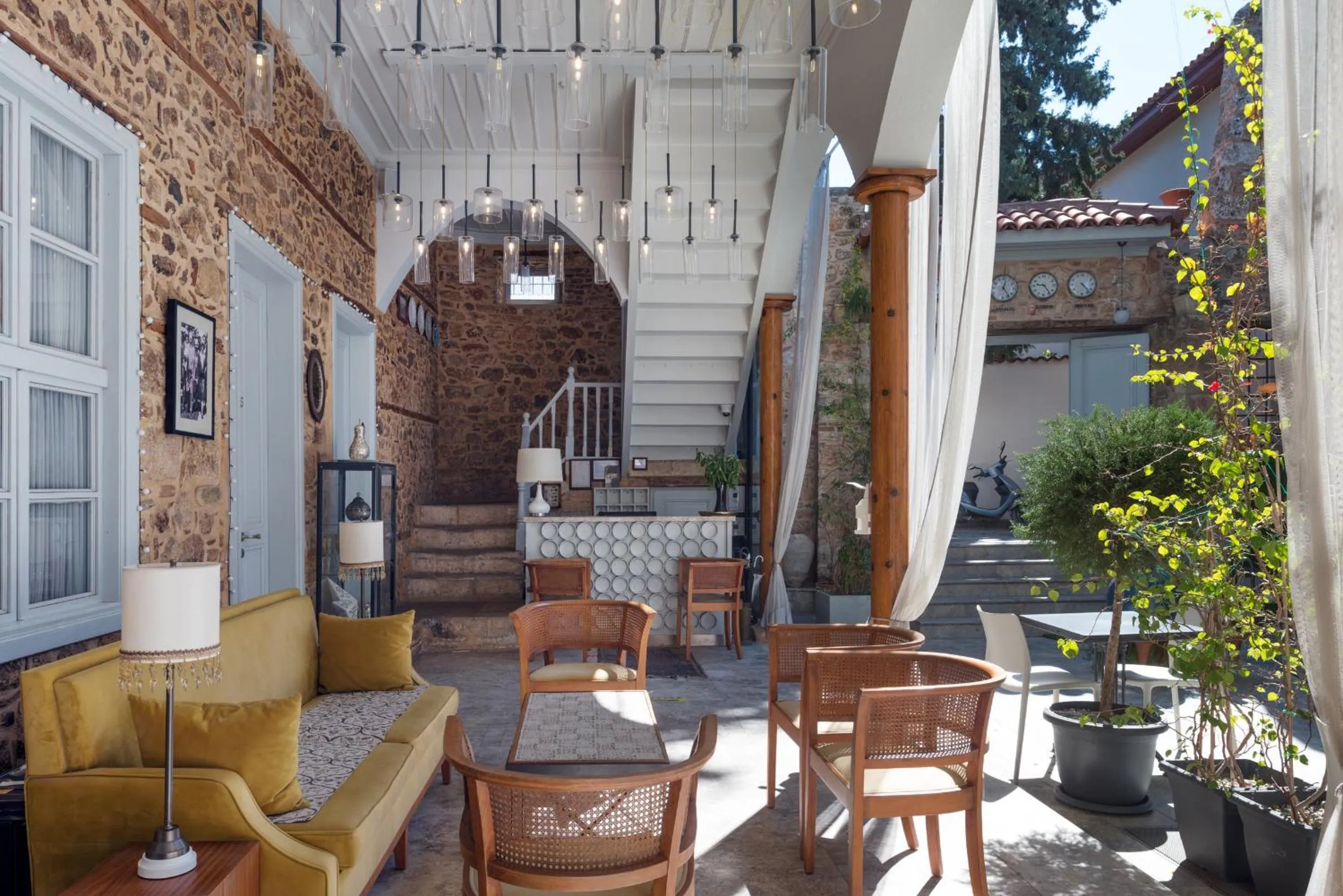 Lobby or reception in Delight Deluxe Hotel