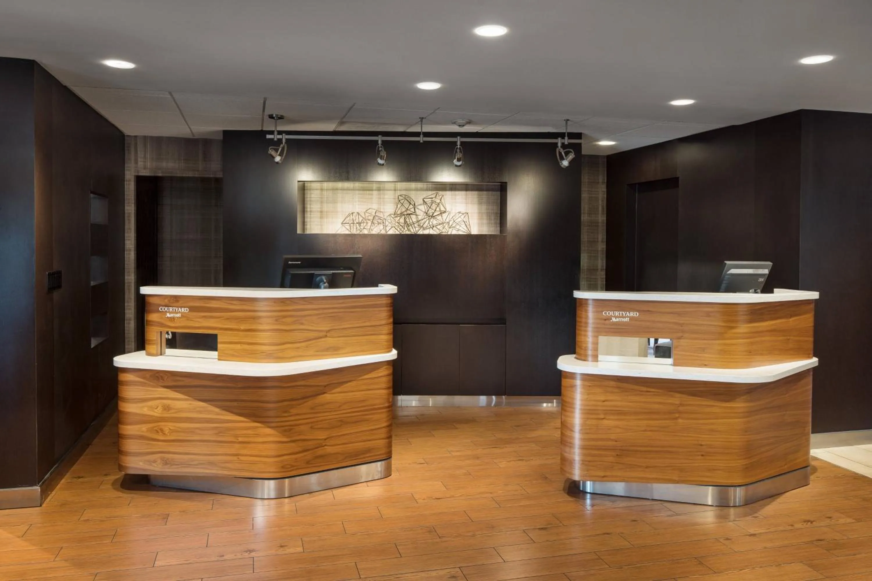 Lobby or reception in Courtyard San Francisco Larkspur Landing/Marin County