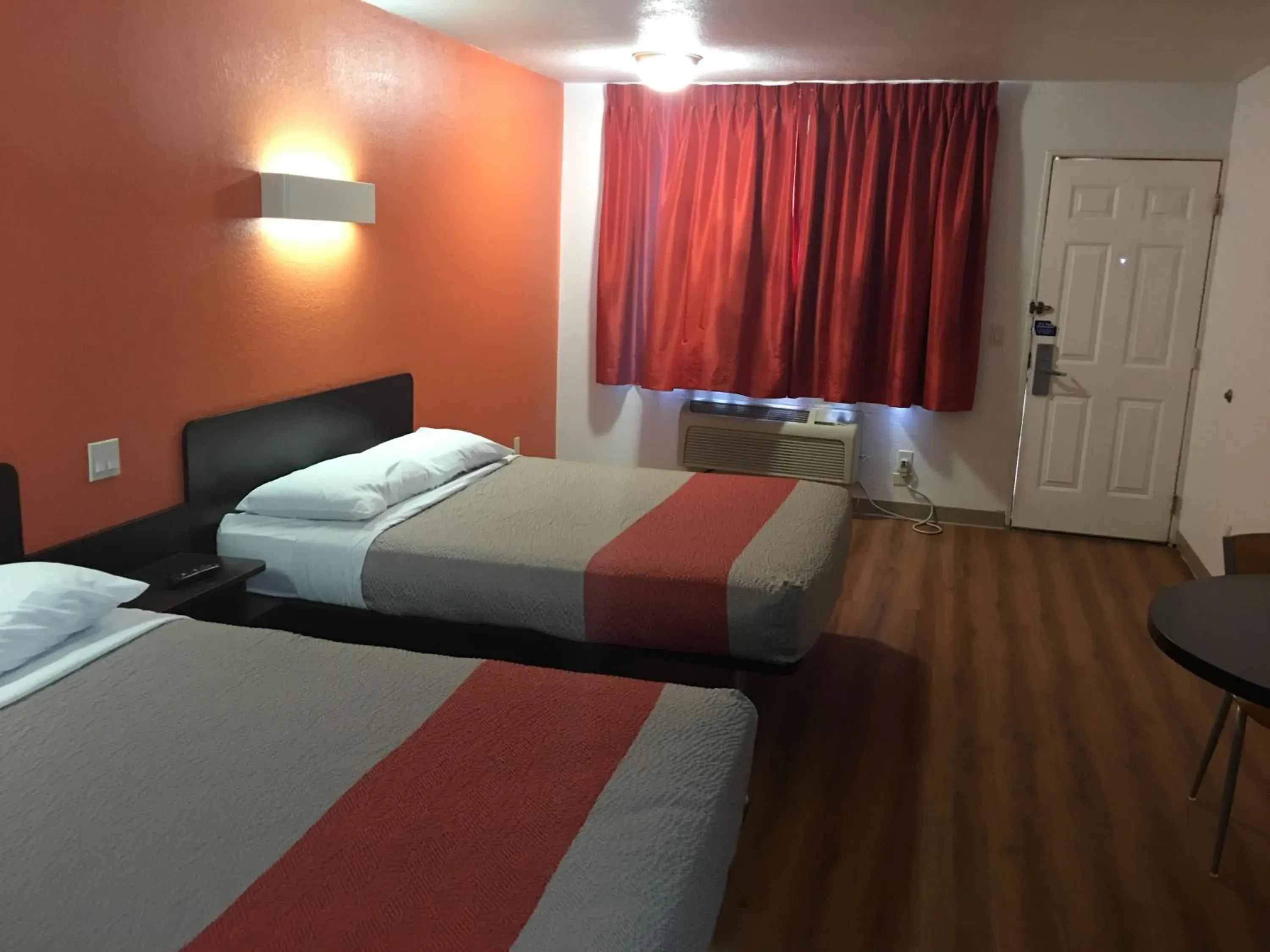 Bed in Motel 6-Apache Junction, AZ Bed in Motel 6-Apache Junction, AZ