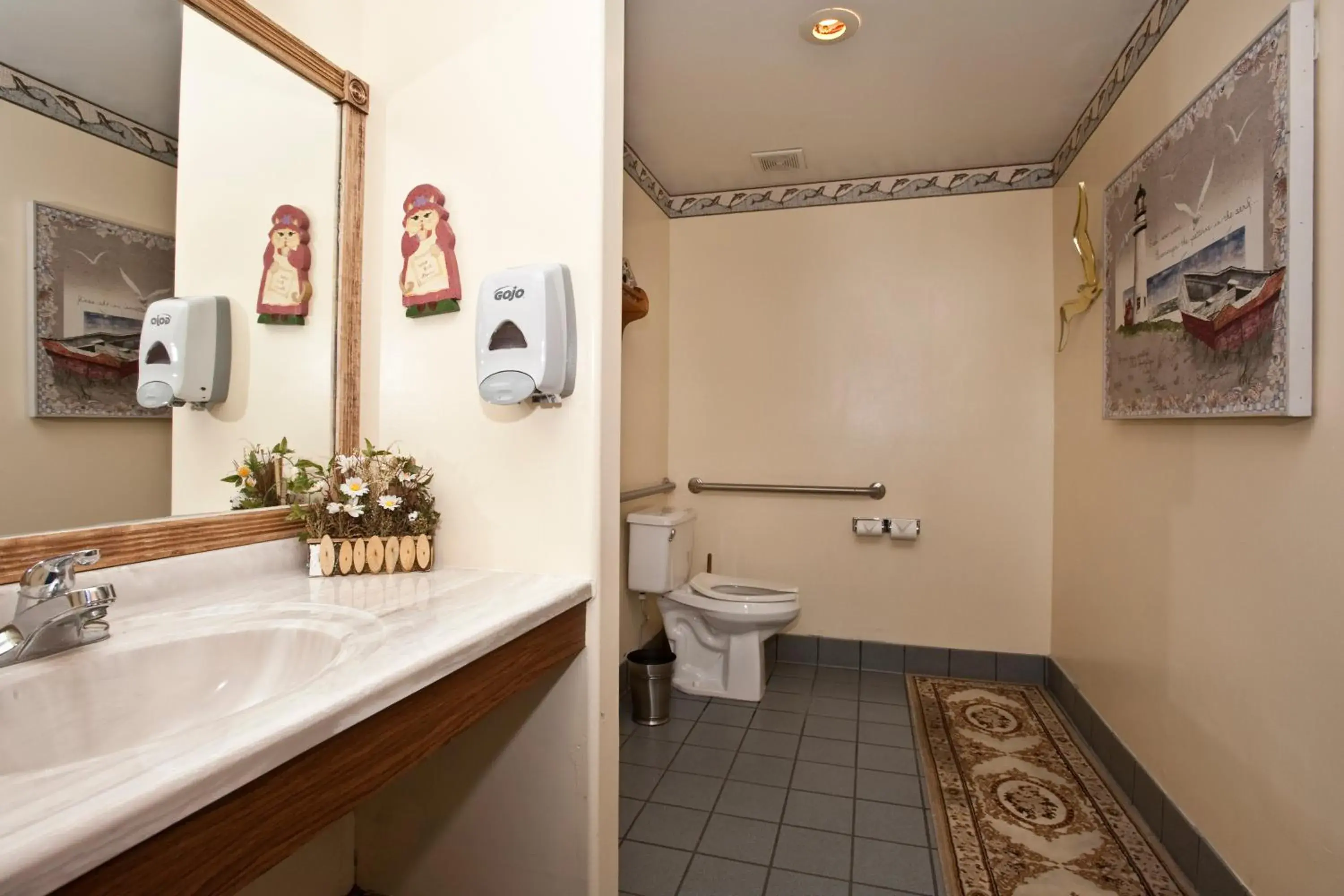 Bathroom in Motel 6-Apache Junction, AZ Bathroom in Motel 6-Apache Junction, AZ