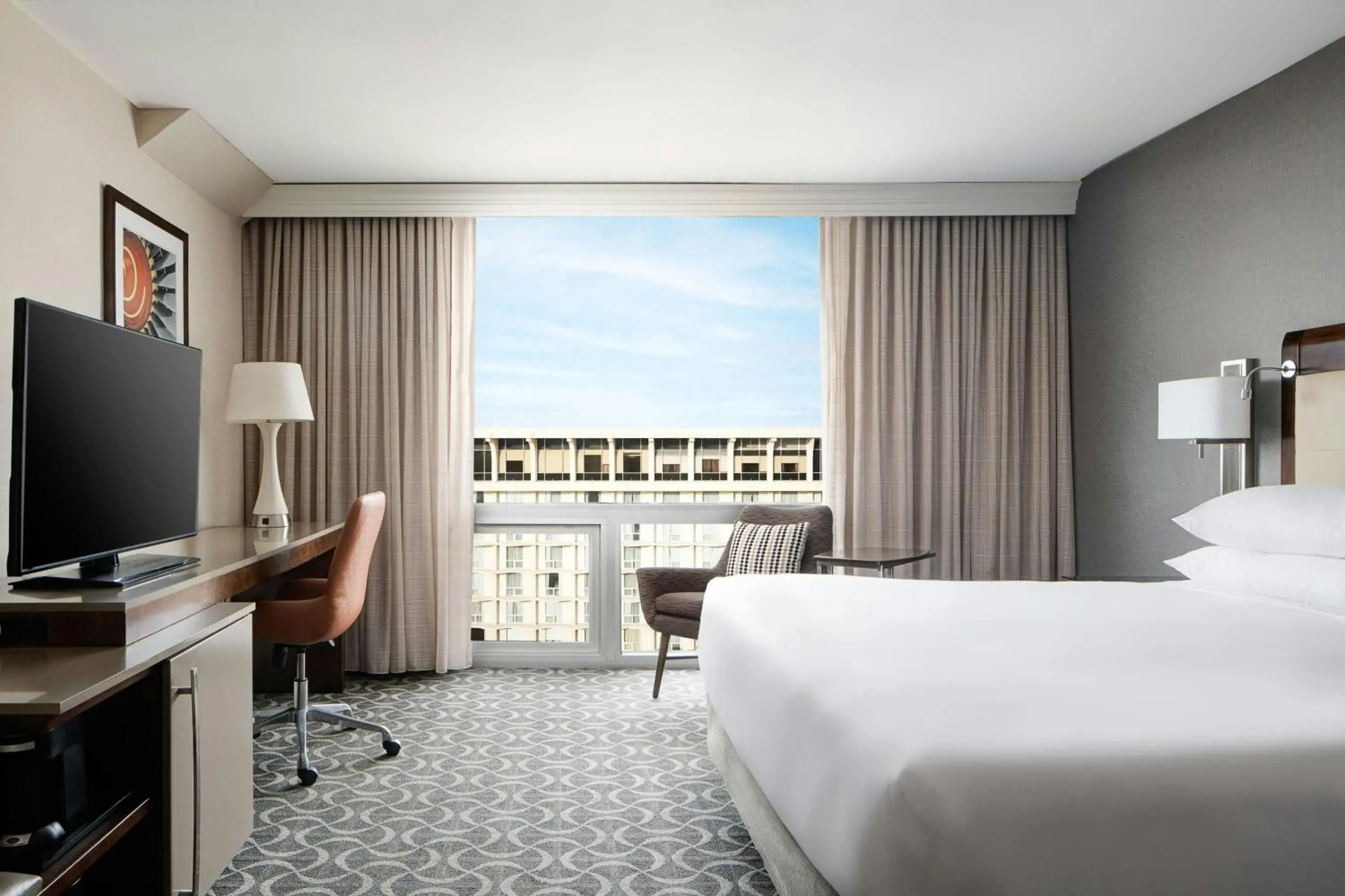 Executive King Room with Sofa Bed - Hearing Accessible/East Tower in Marriott St. Louis Airport Executive King Room with Sofa Bed - Hearing Accessible/East Tower in Marriott St. Louis Airport