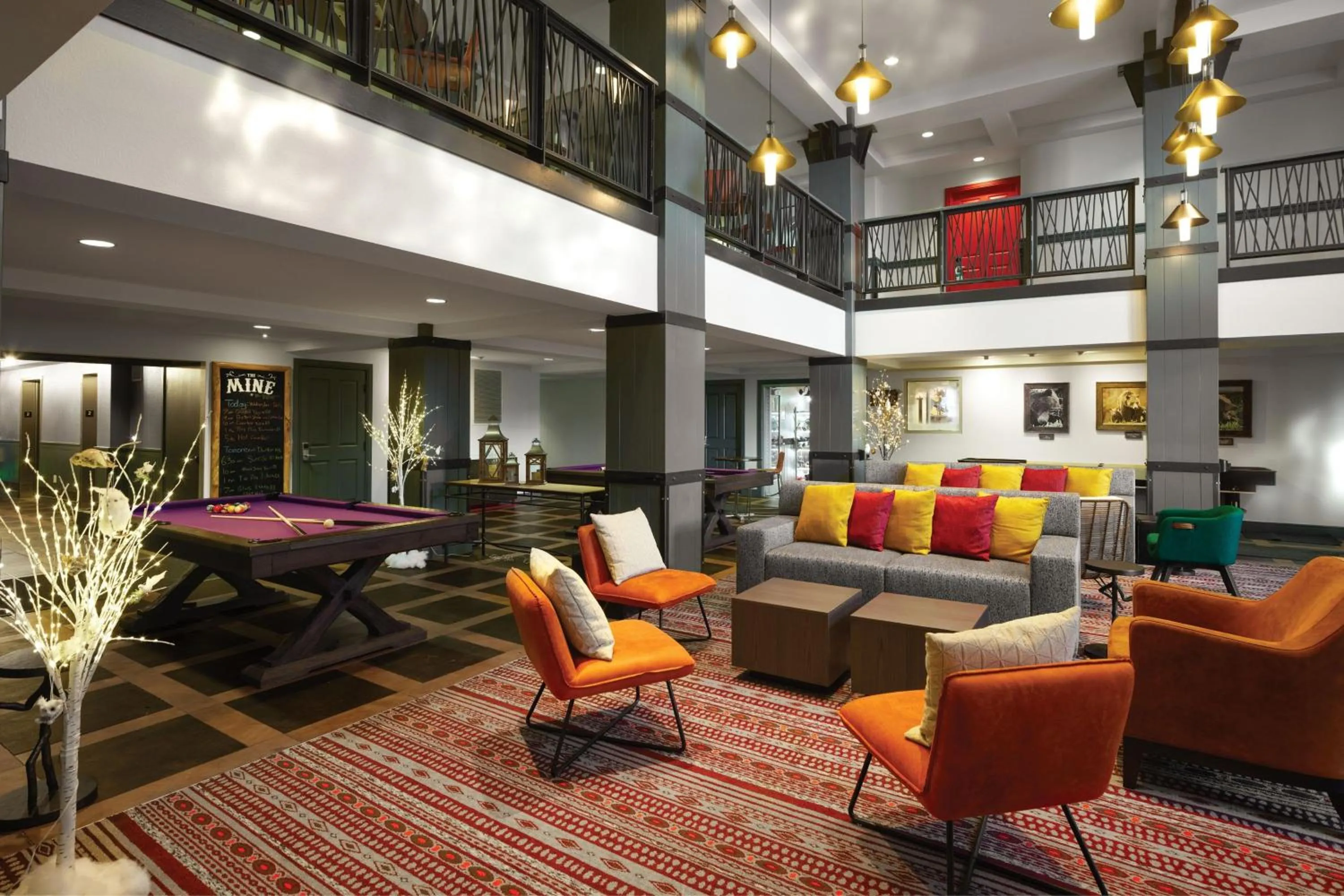 Lounge or bar in Marriott's MountainSide