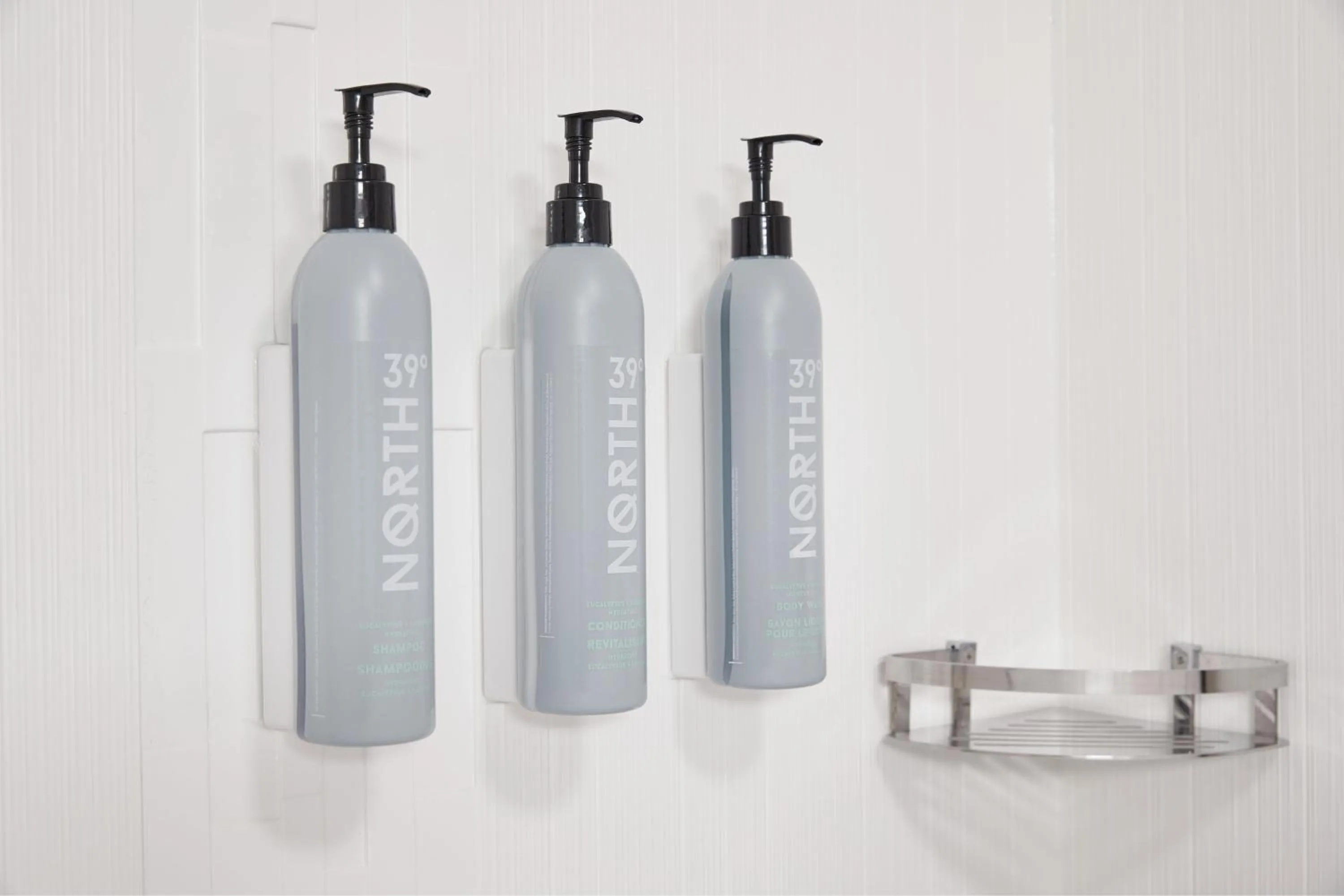 Bathroom in Courtyard by Marriott St. Louis Downtown West