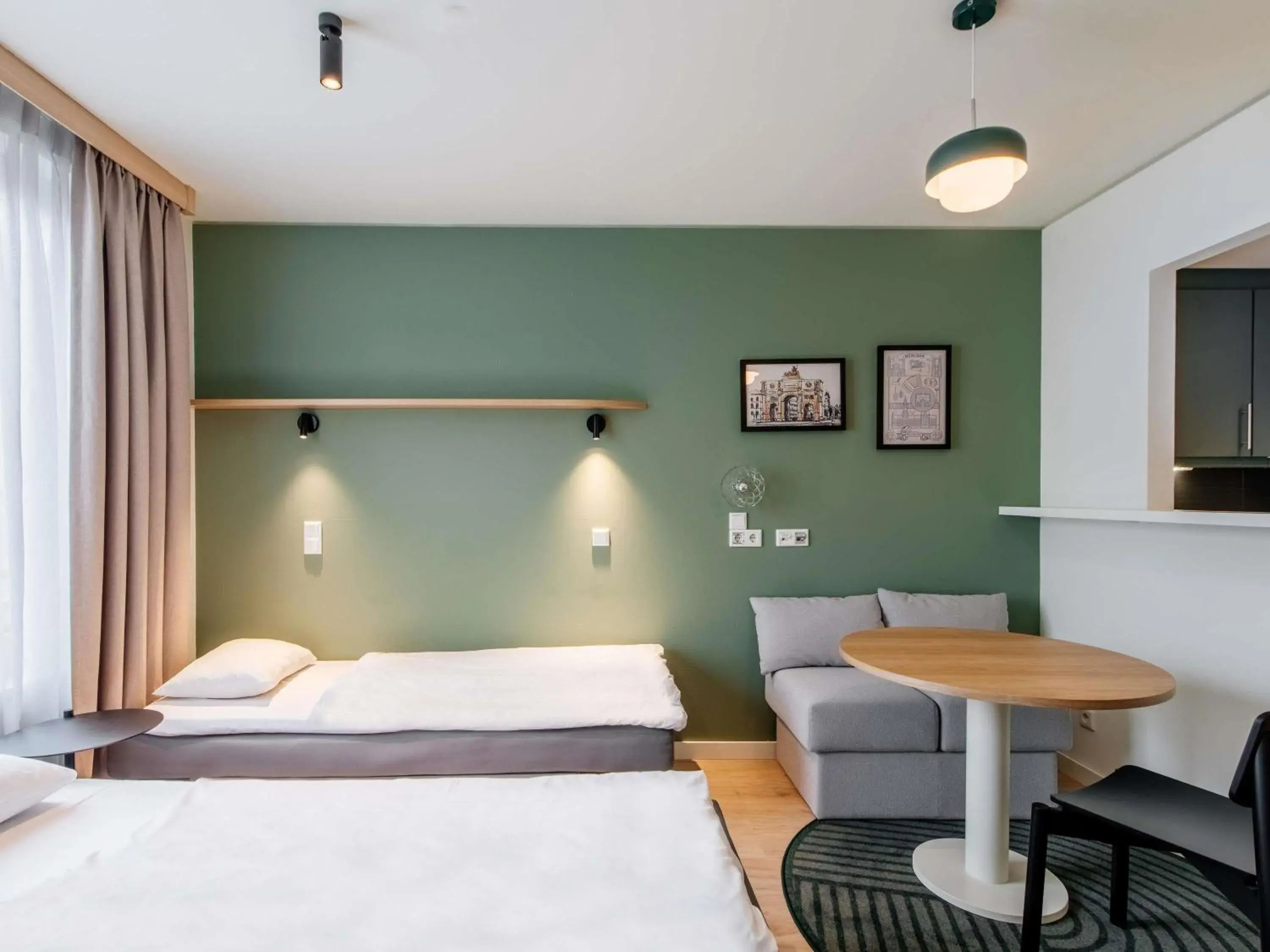 Bedroom, Bed in Aparthotel Adagio Muenchen City Bedroom, Bed in Aparthotel Adagio Muenchen City