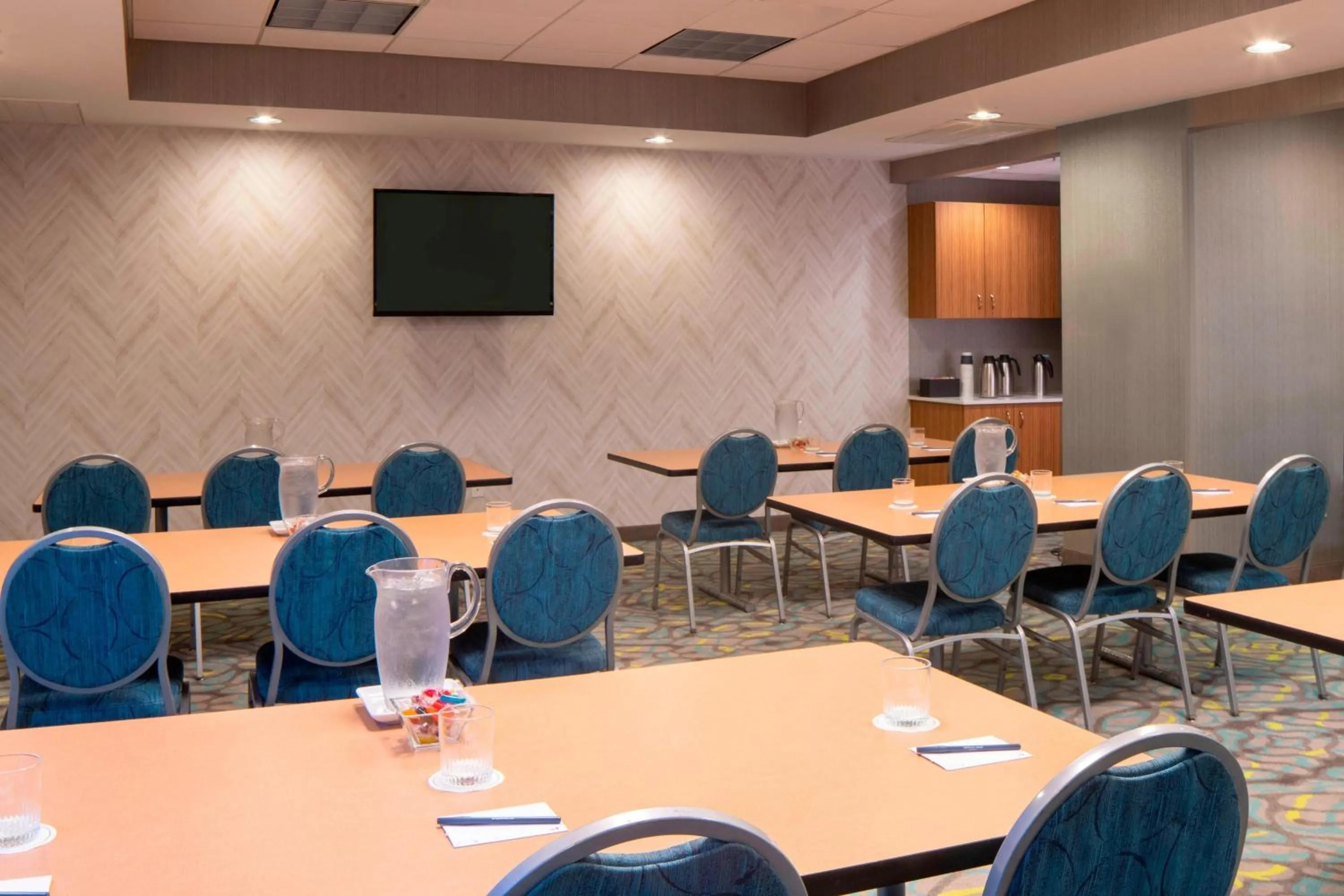 Meeting/conference room in SpringHill Suites St. Louis Airport/Earth City