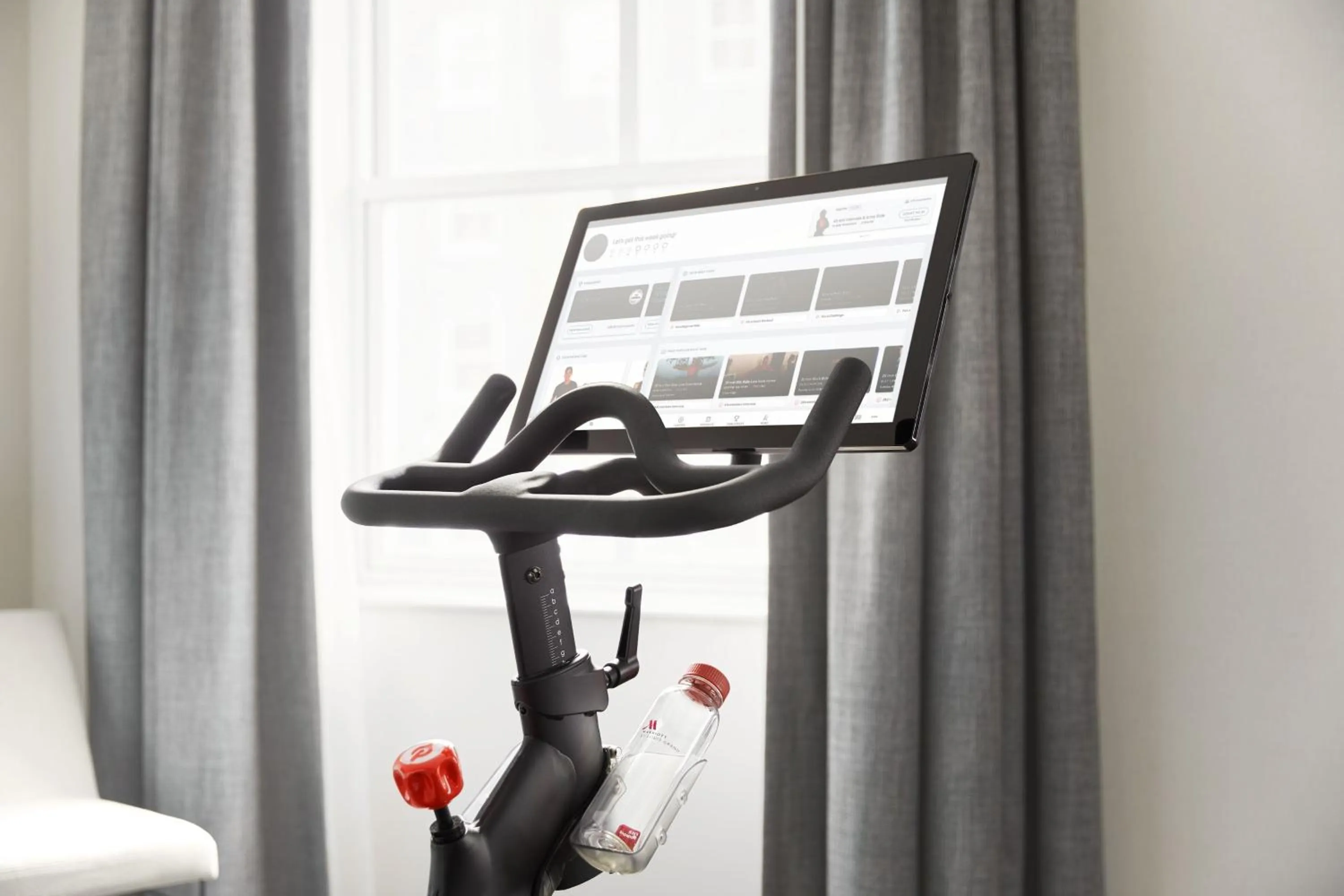 Photo of the whole room in Marriott St. Louis Grand