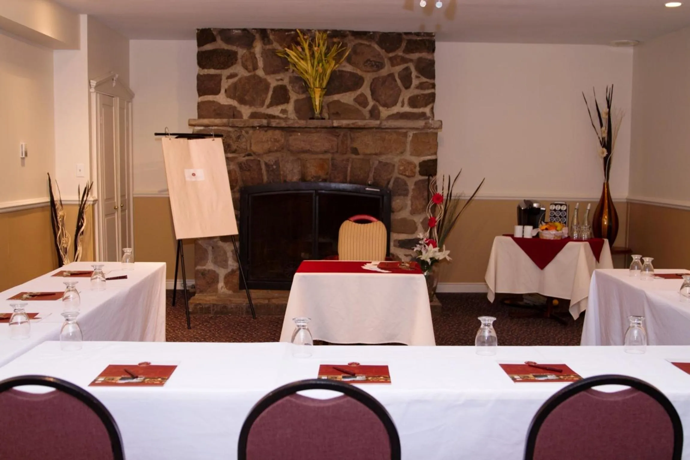 Business facilities in Relais St-Denis