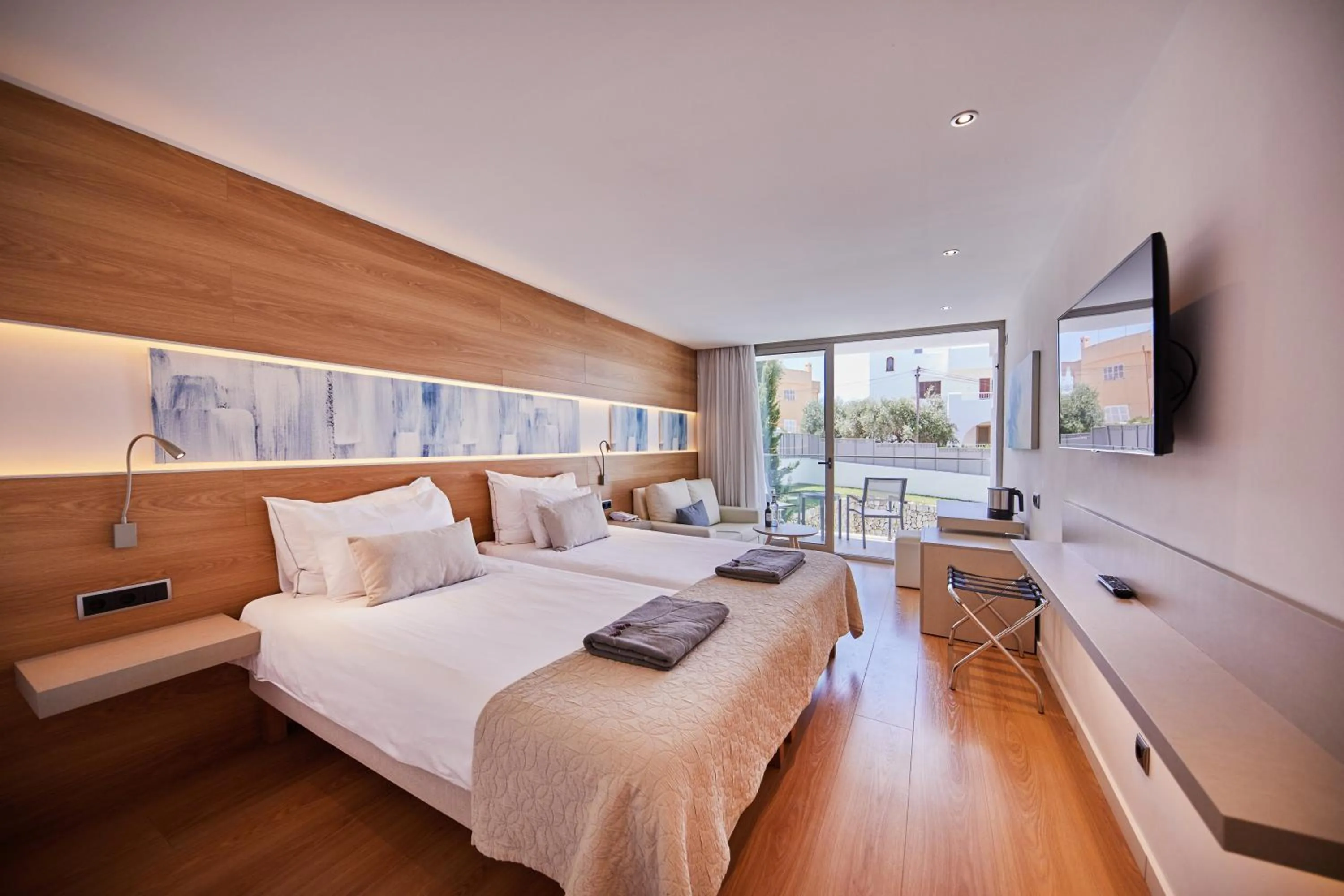 Bed in Monsuau Cala D'Or Hotel 4 Sup - Adults Only