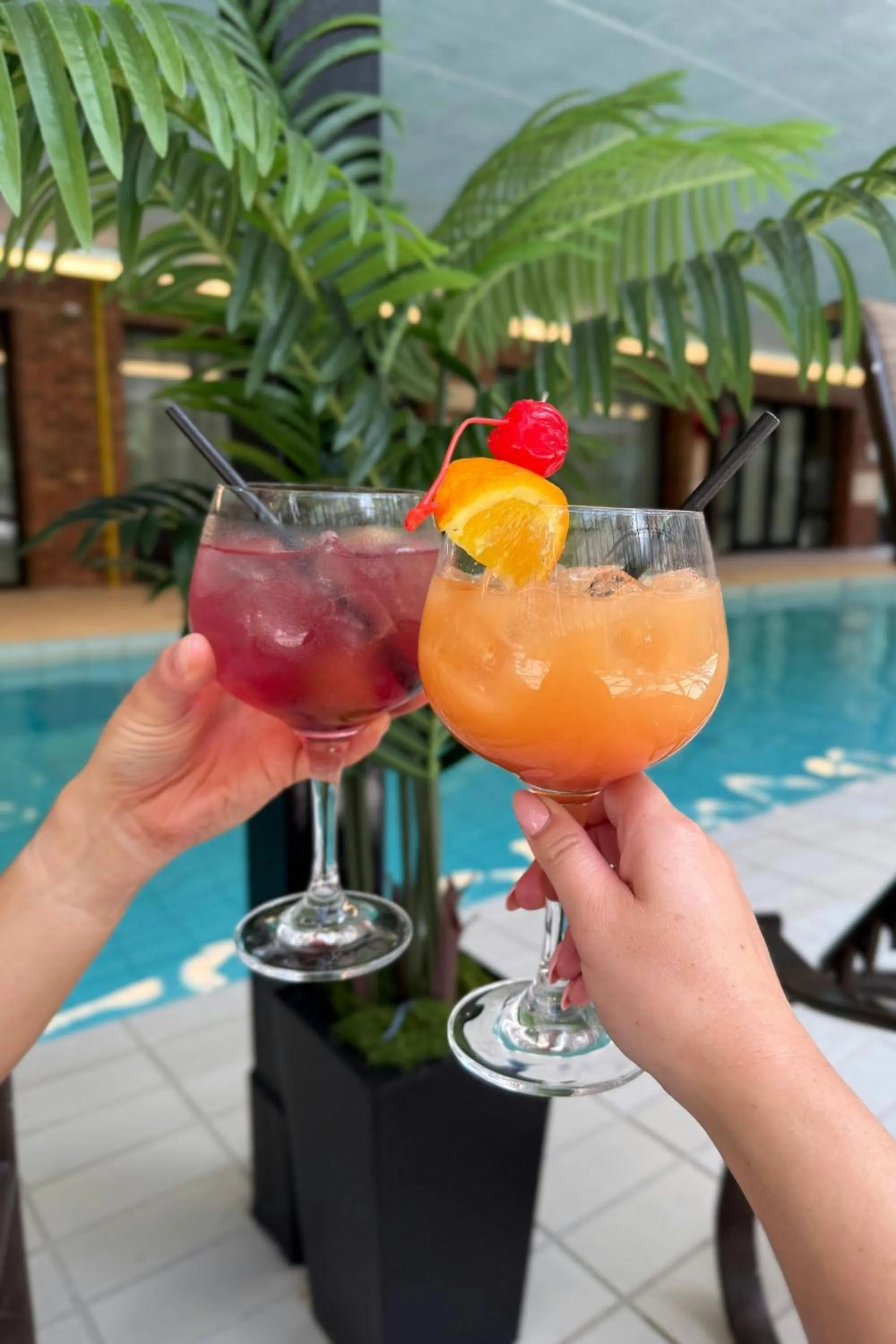 Swimming pool in Princeton Marriott at Forrestal