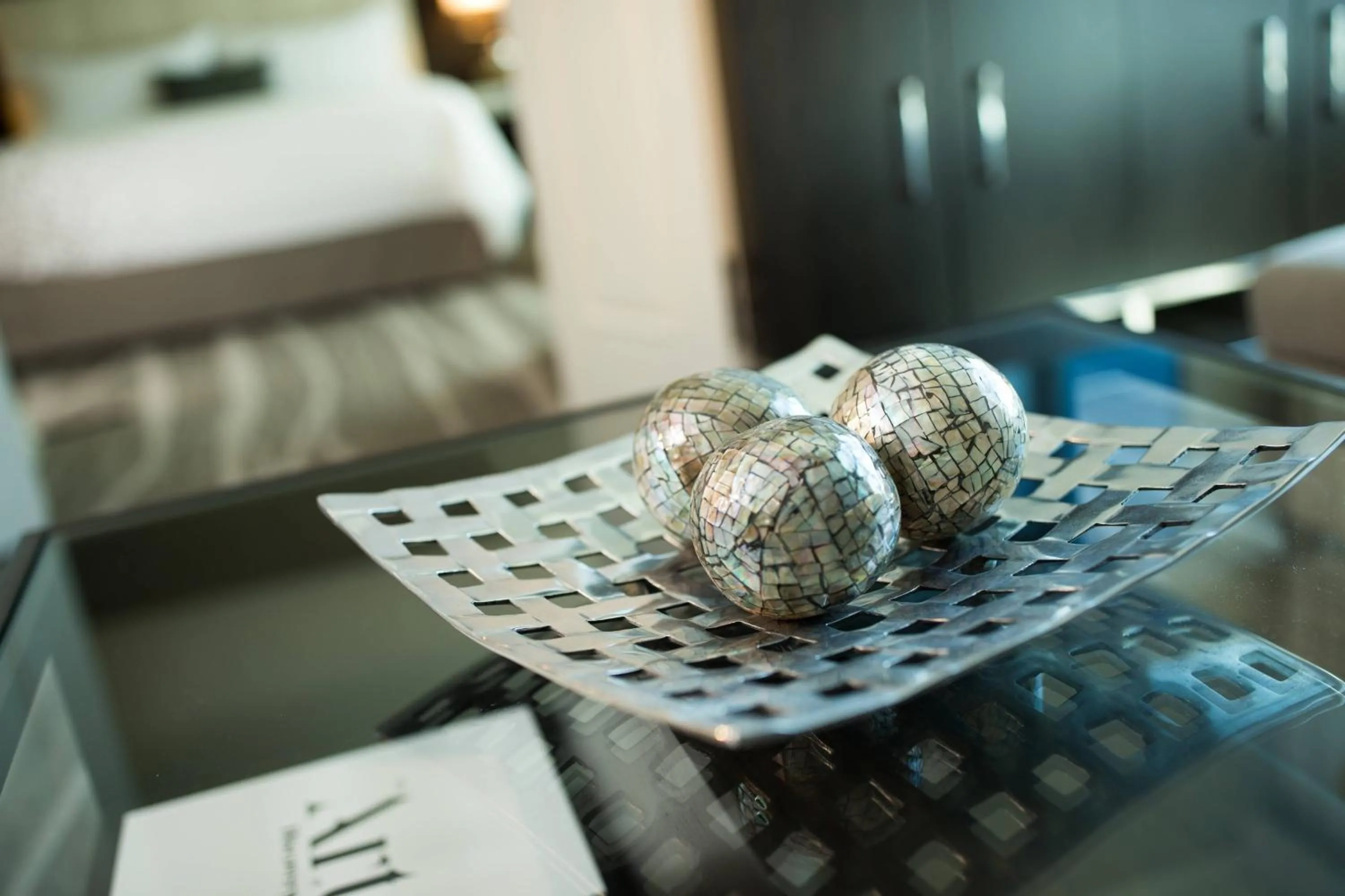 Photo of the whole room, Bed in Renaissance Tampa International Plaza Hotel