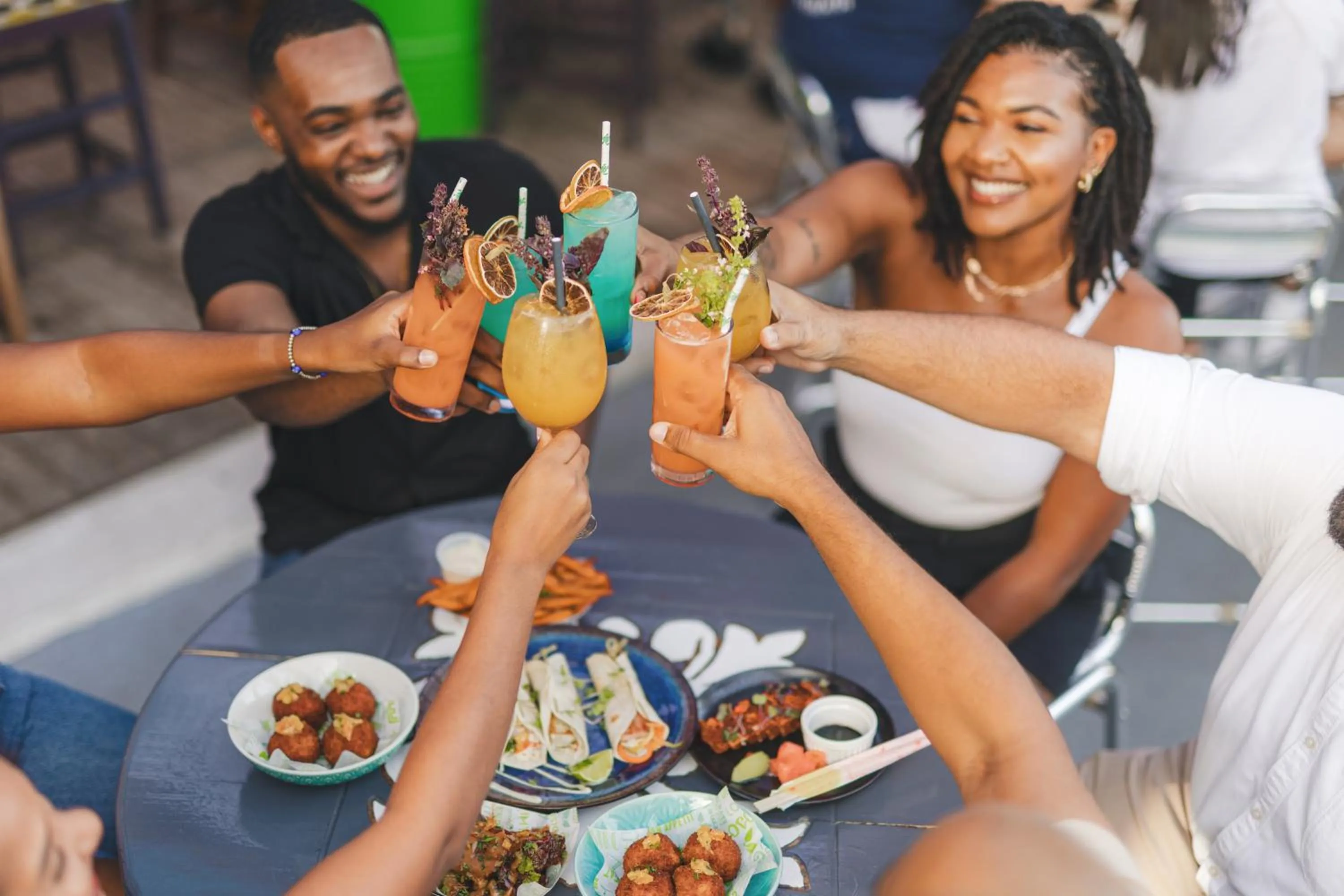 Restaurant/places to eat in Bario Hotel