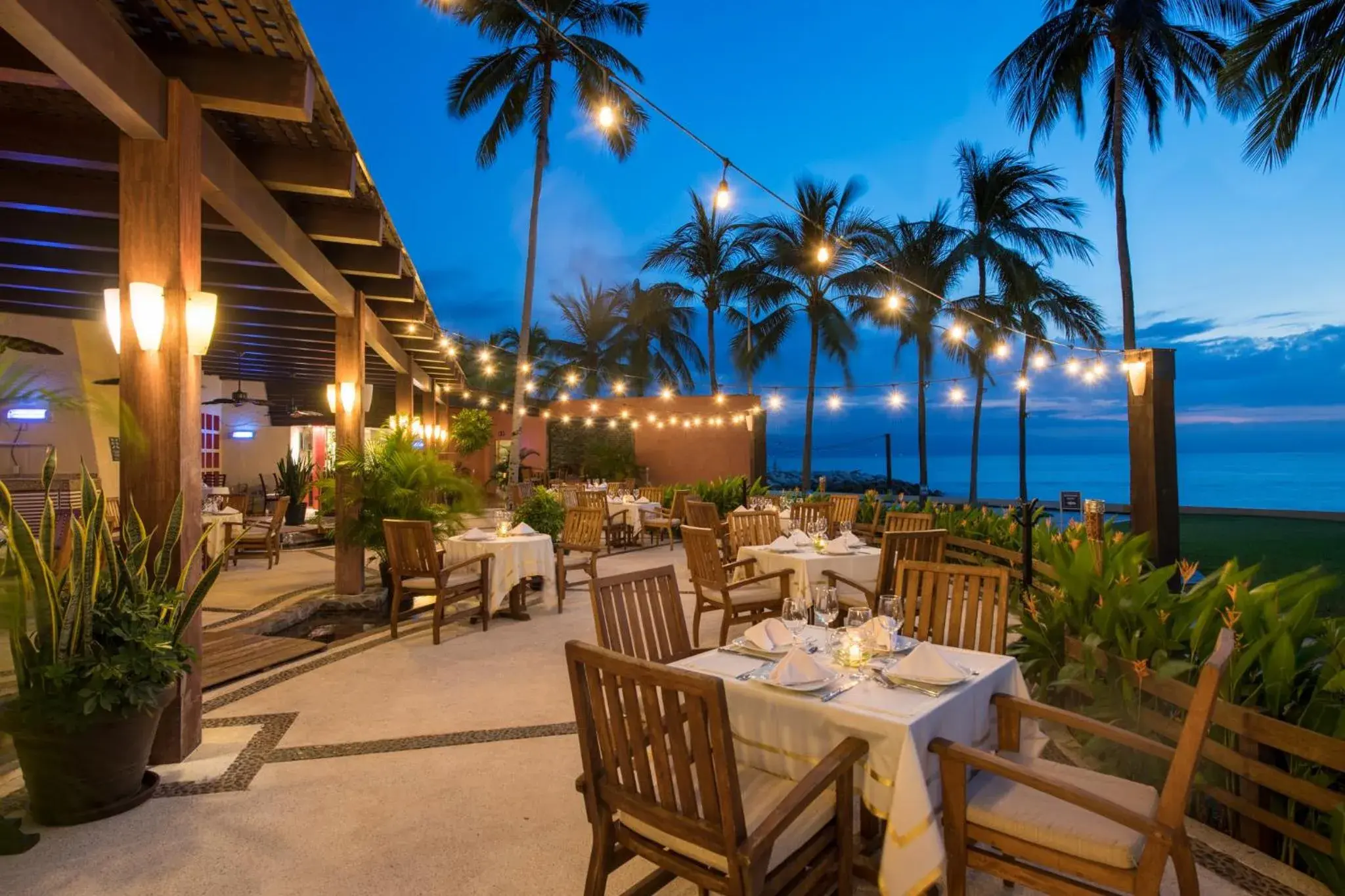 Restaurant/places to eat in Club Regina Puerto Vallarta Restaurant/places to eat in Club Regina Puerto Vallarta