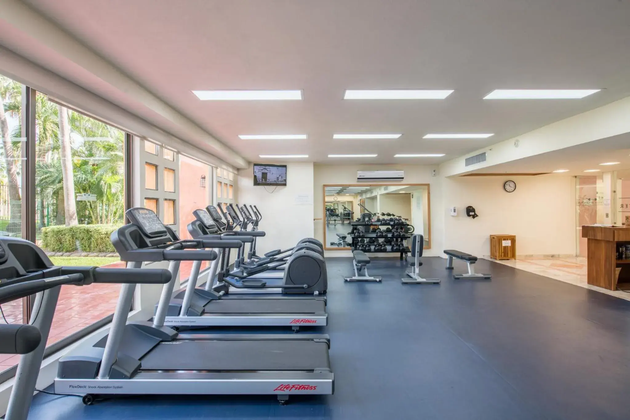 Fitness centre/facilities in Club Regina Puerto Vallarta Fitness centre/facilities in Club Regina Puerto Vallarta