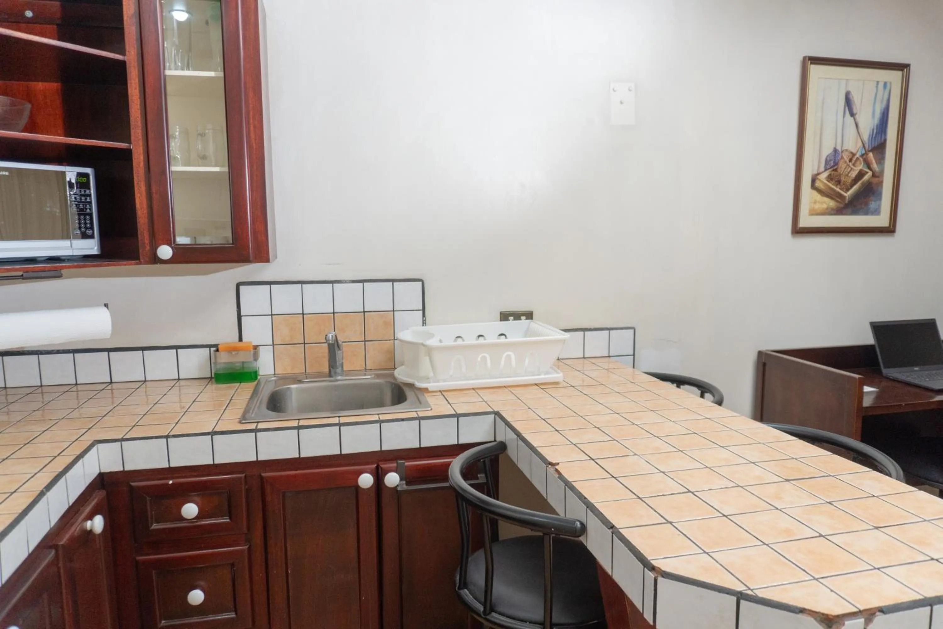 kitchen in Oro Apart Hotel