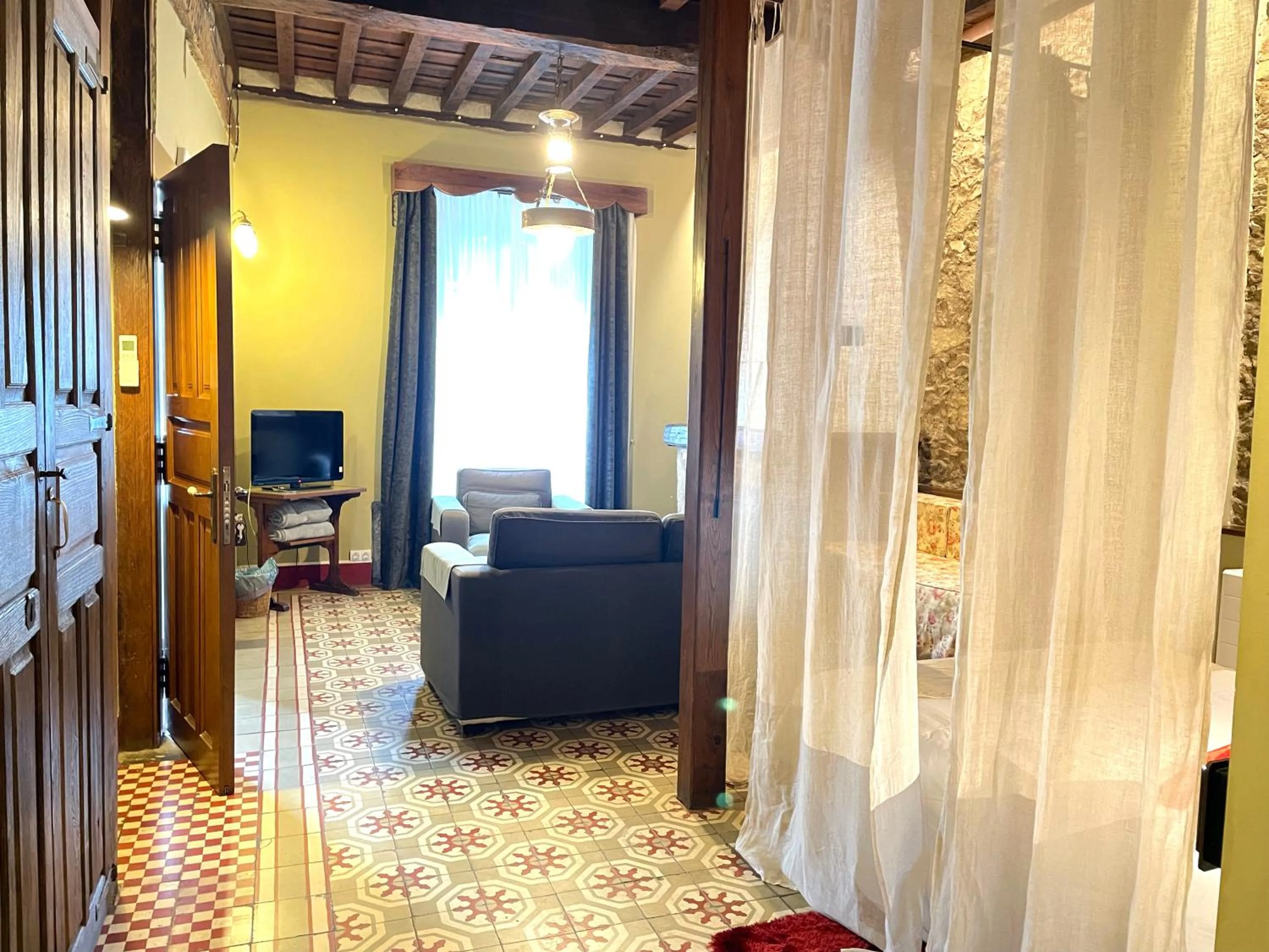 Photo of the whole room in El Jardín del Convento, Casa Rural