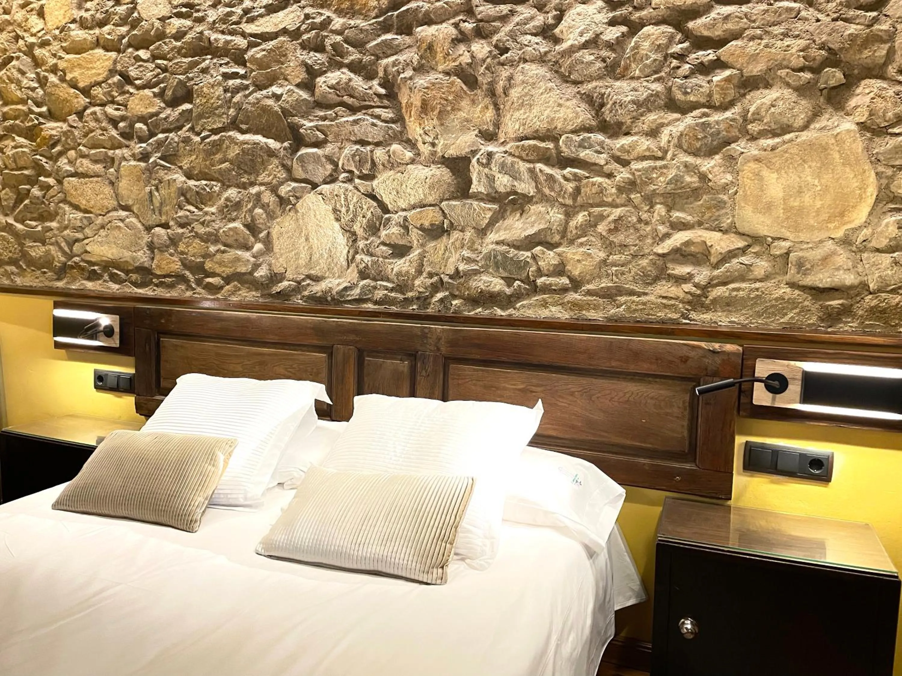Bed in El Jardín del Convento, Casa Rural