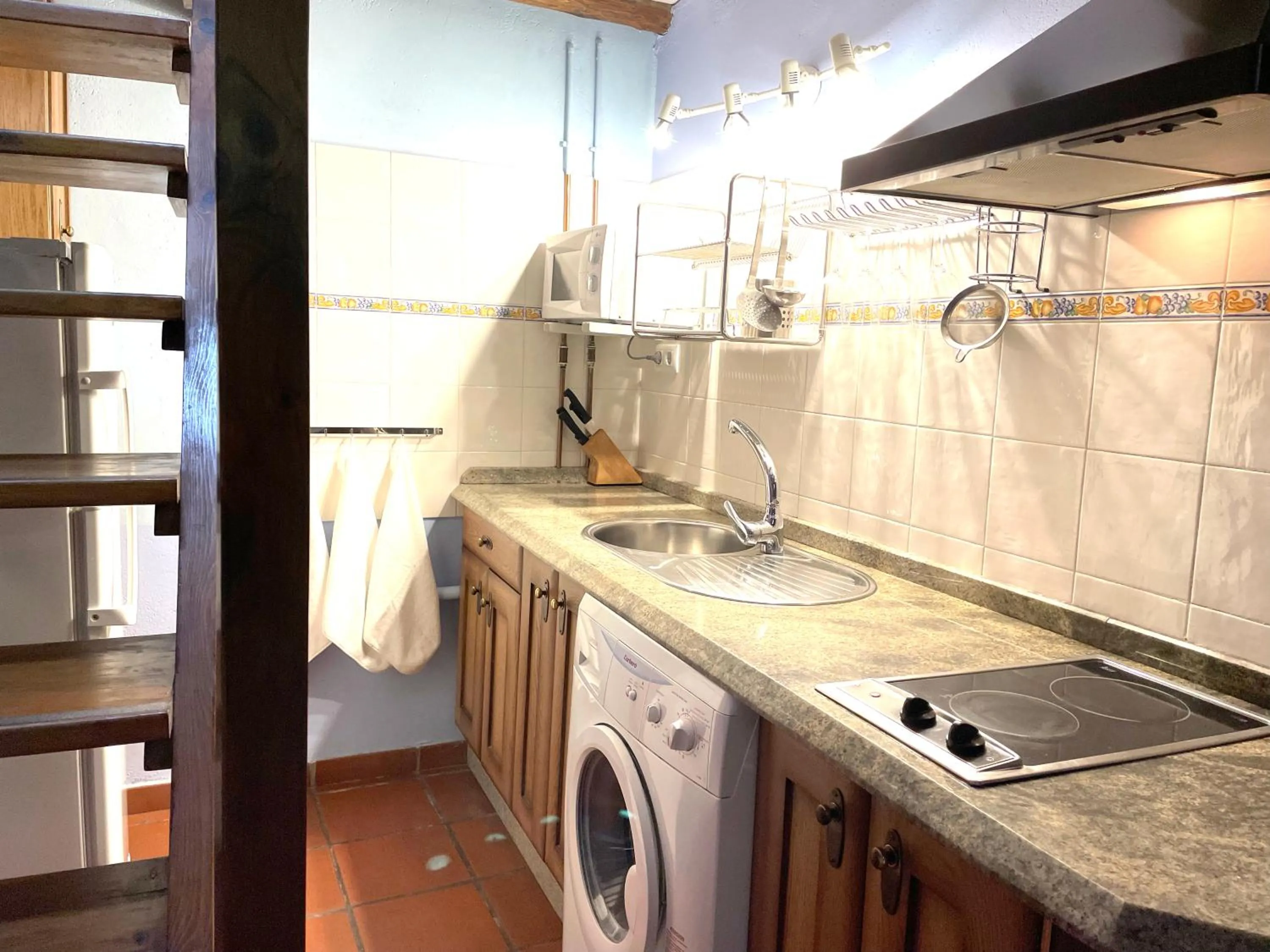 Kitchen or kitchenette in El Jardín del Convento, Casa Rural