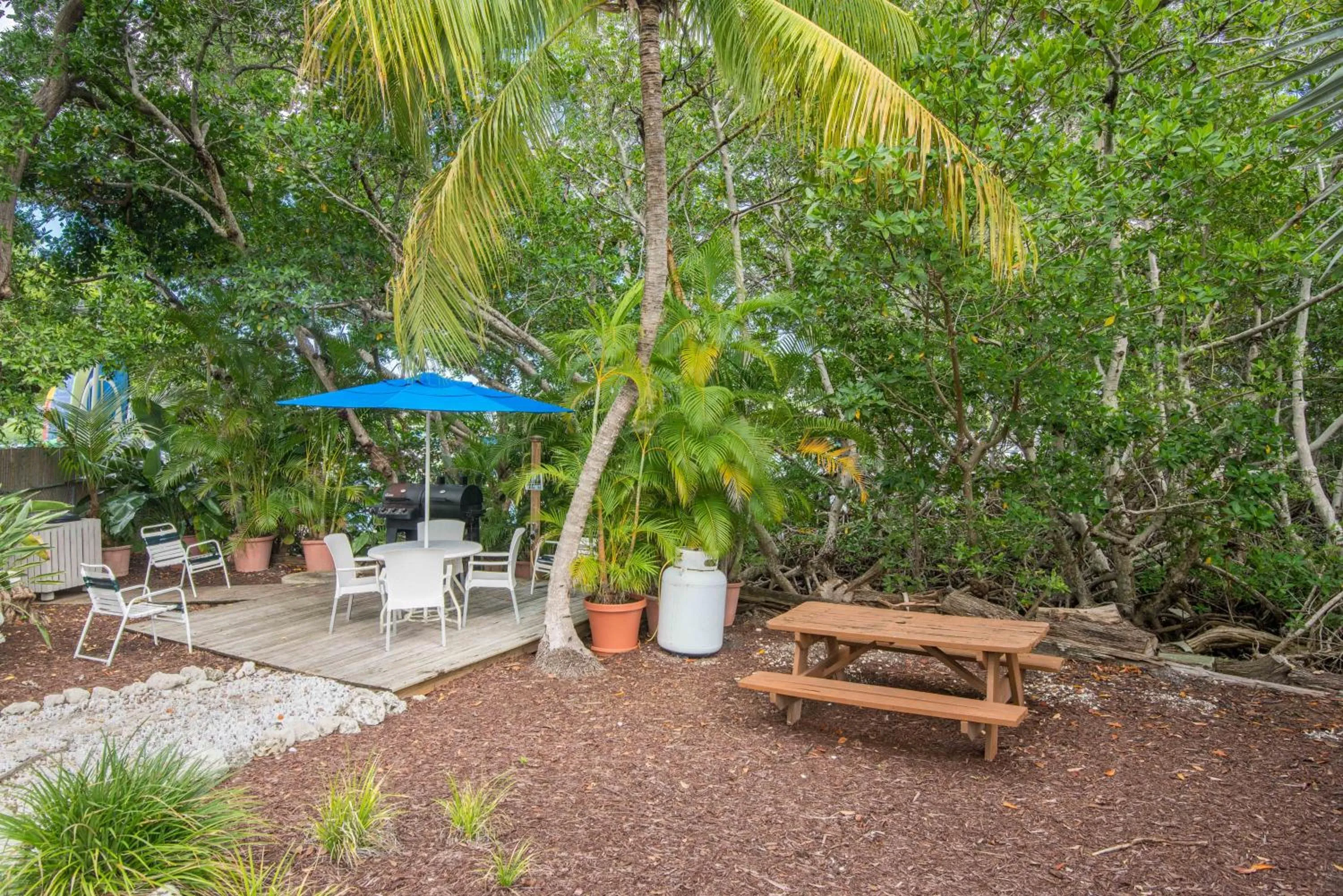 BBQ facilities in Coconut Mallory Resort and Marina