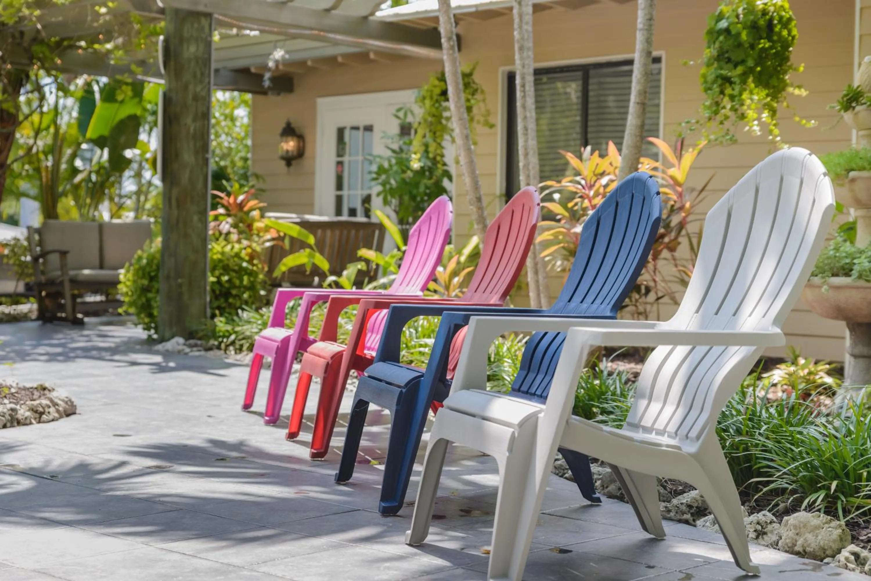 Area and facilities in Coconut Mallory Resort and Marina