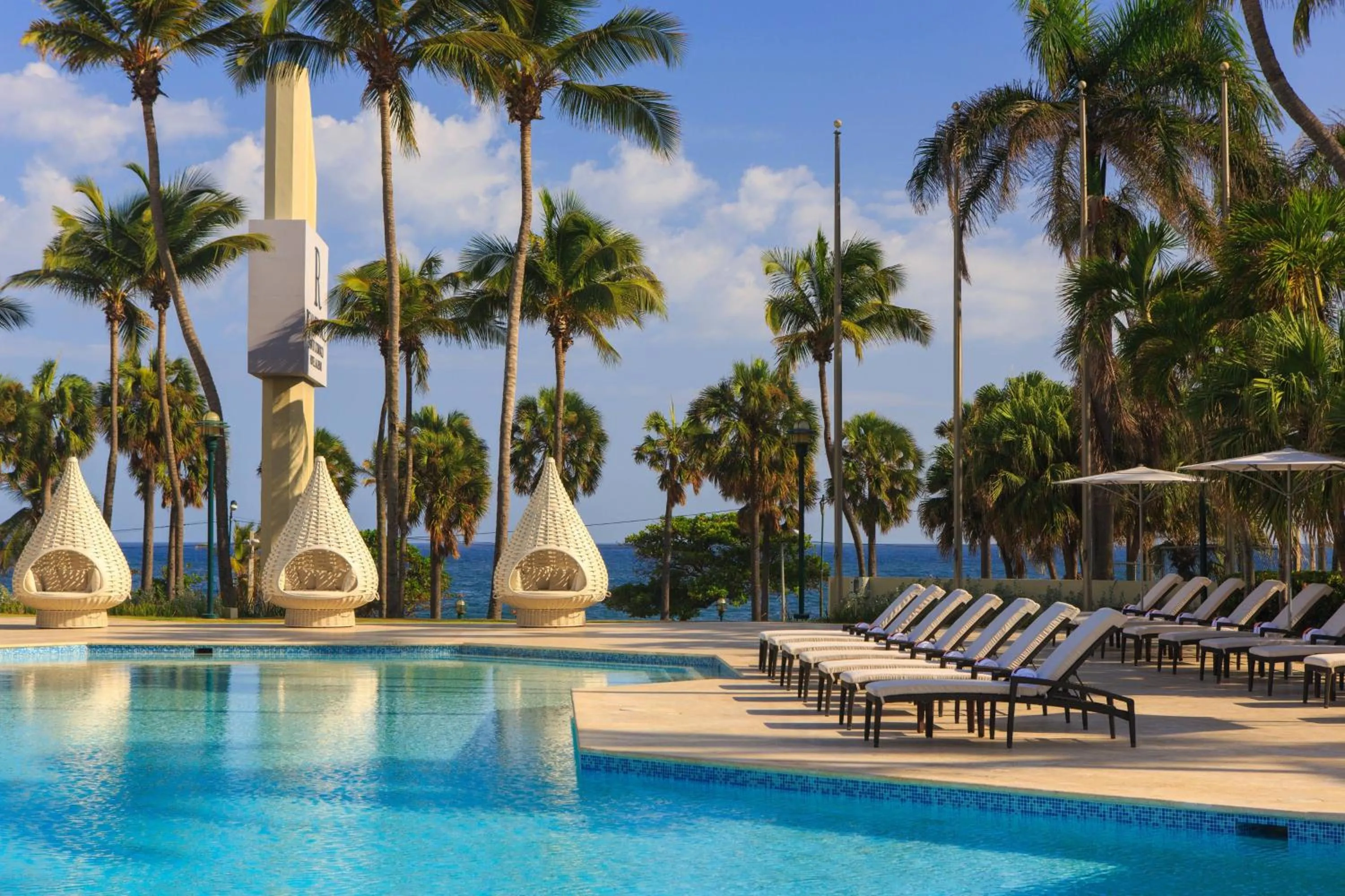 Day in Renaissance Santo Domingo Jaragua Hotel & Casino