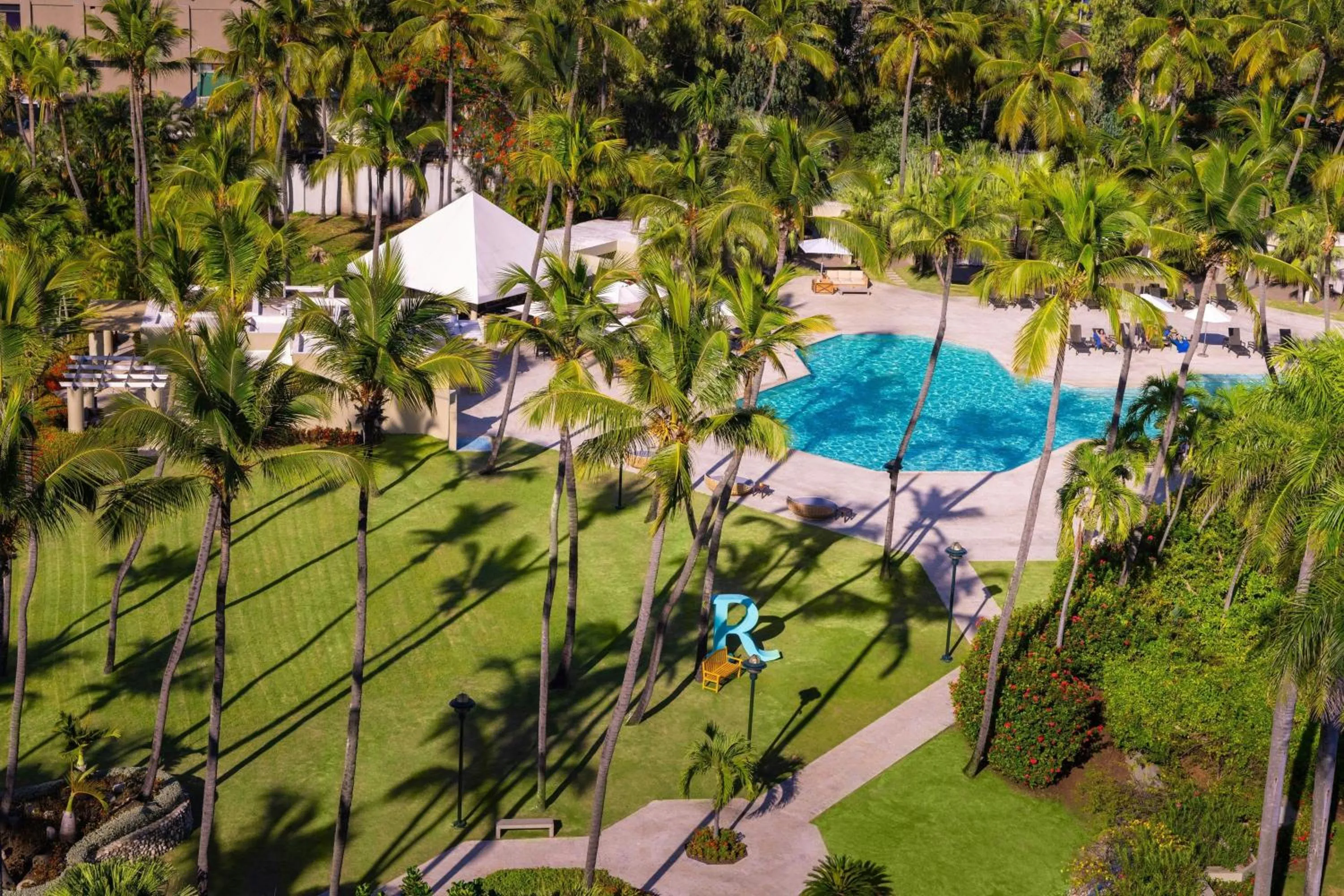 Day in Renaissance Santo Domingo Jaragua Hotel & Casino