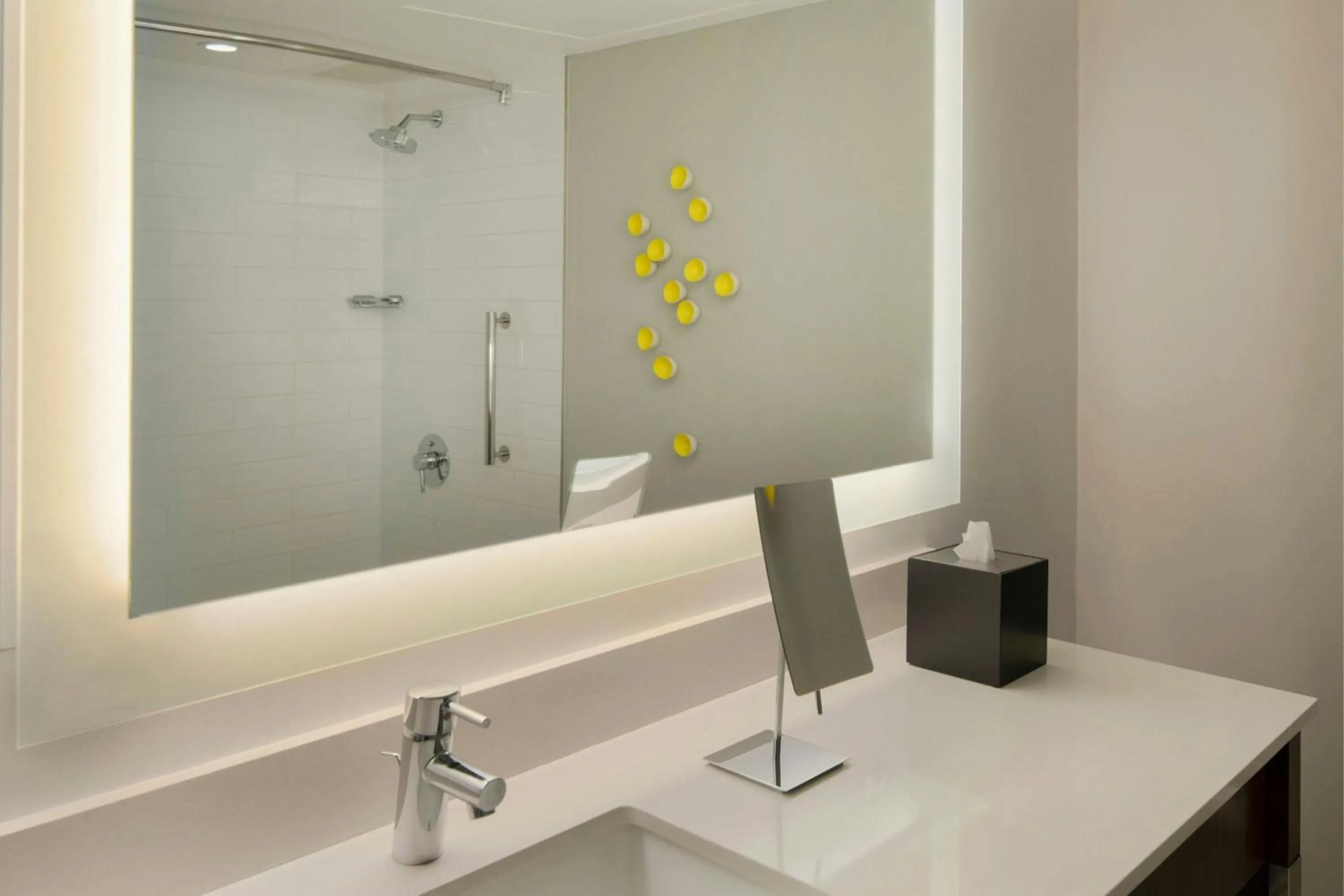 Bathroom in Renaissance Santo Domingo Jaragua Hotel & Casino