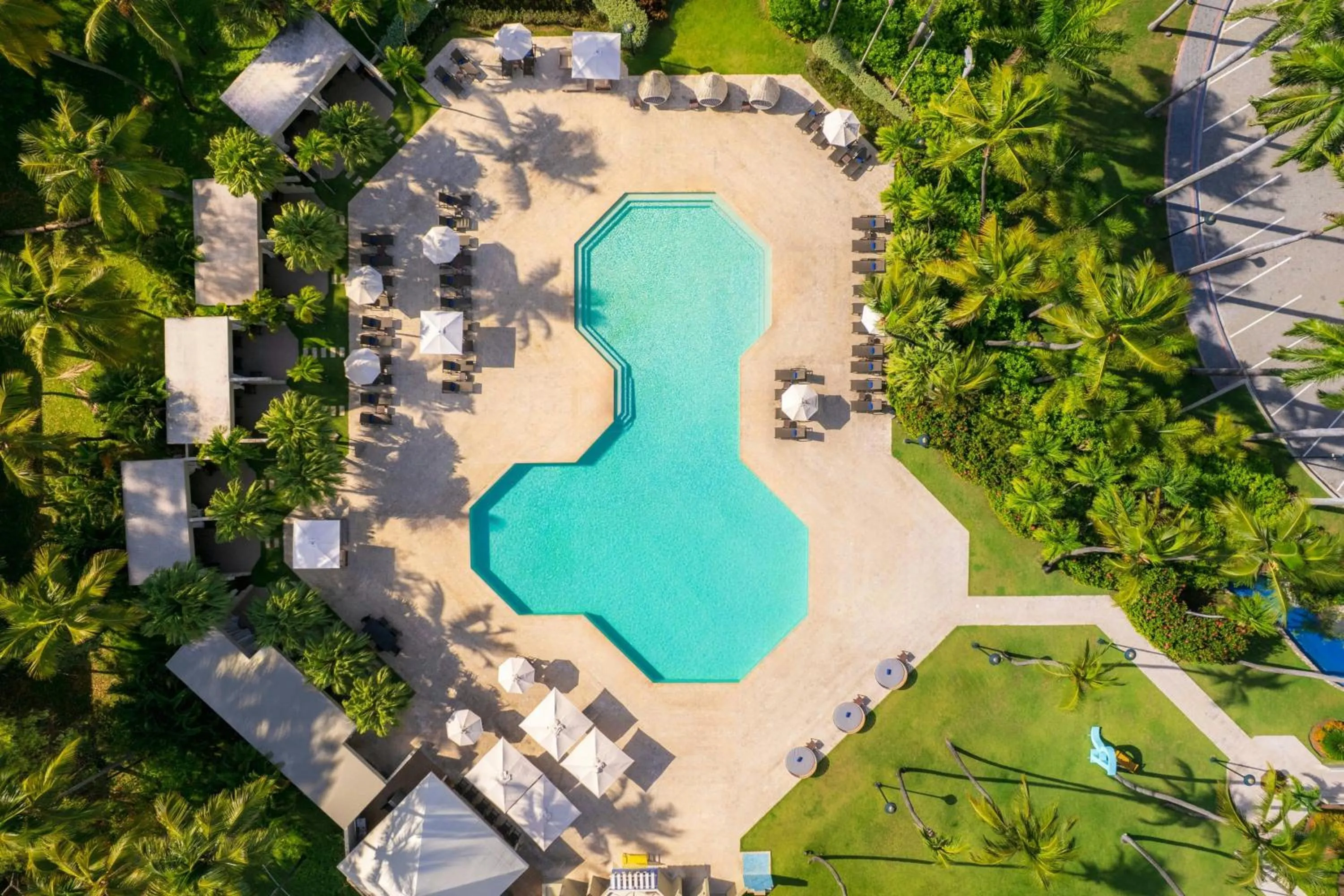 Day in Renaissance Santo Domingo Jaragua Hotel & Casino