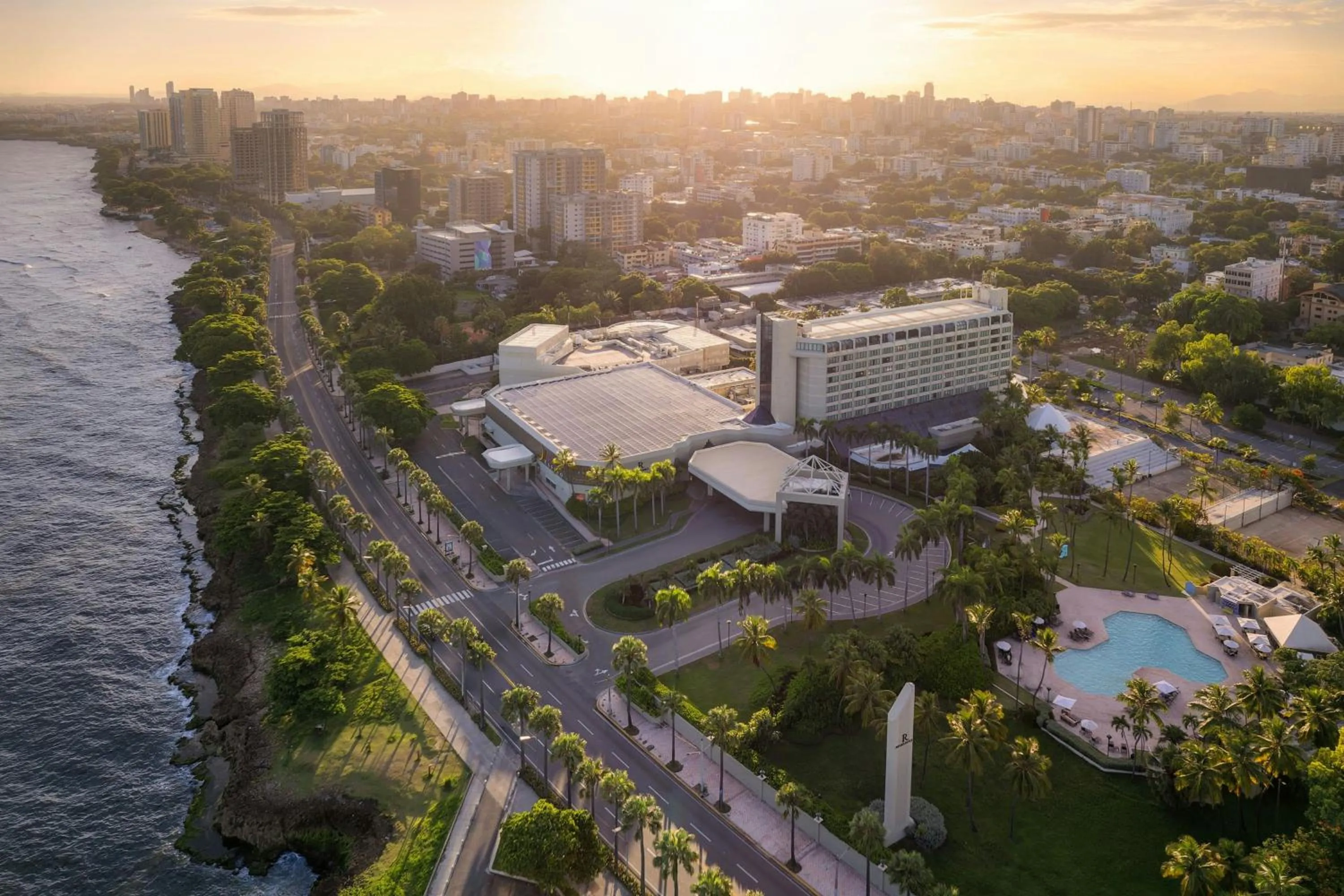 Property building in Renaissance Santo Domingo Jaragua Hotel & Casino