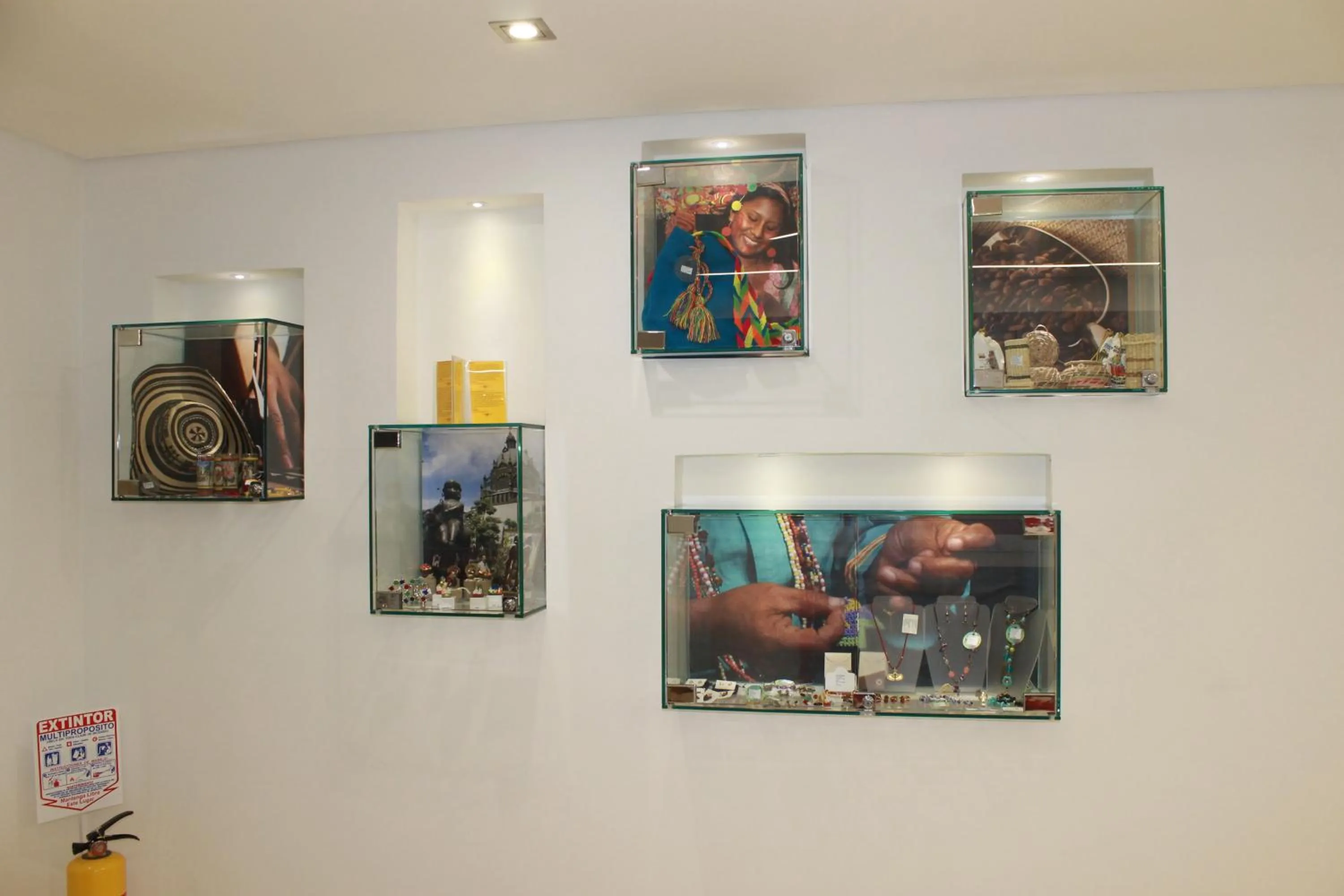 On-site shops in Obo Hotel