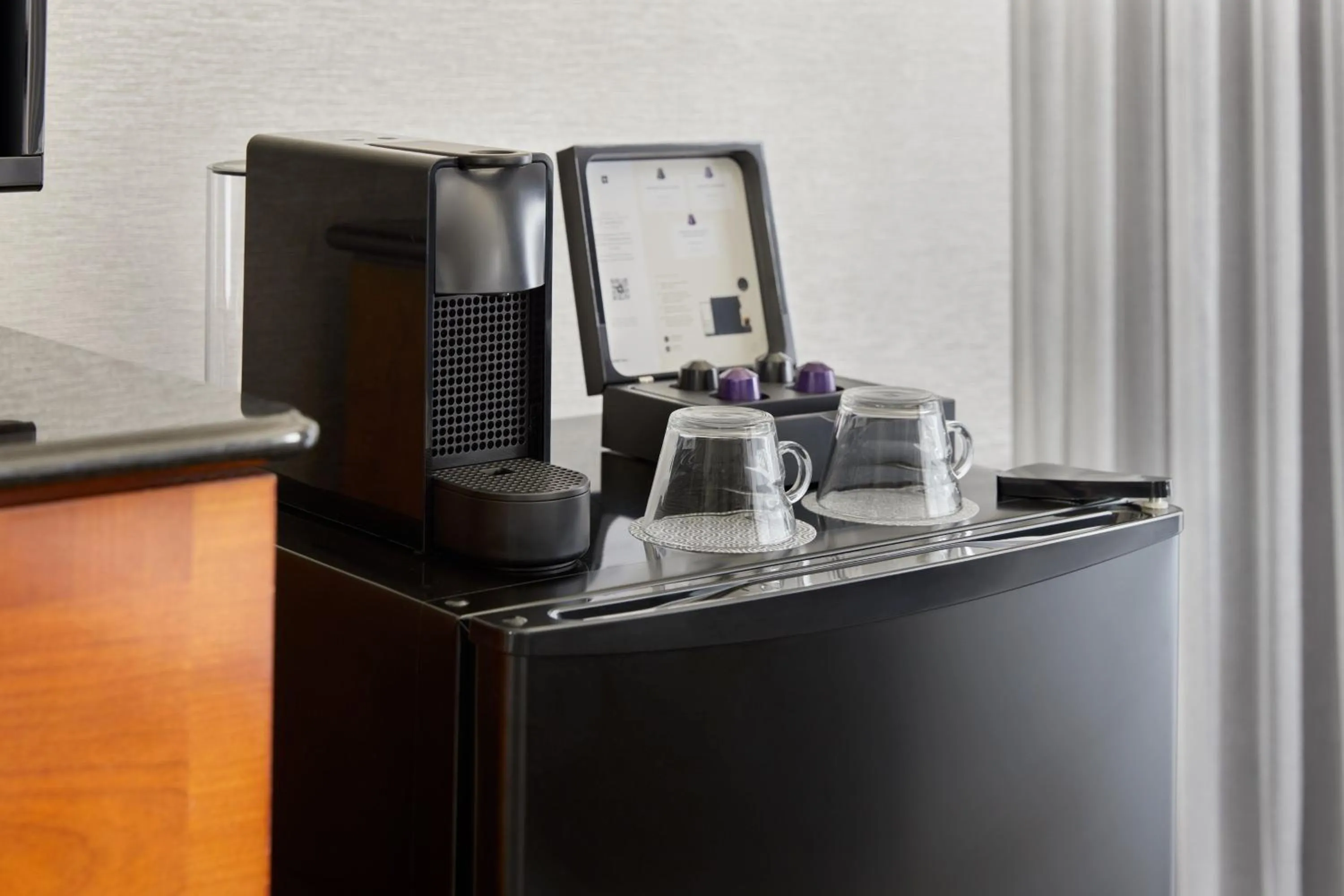 Photo of the whole room in Crystal Gateway Marriott