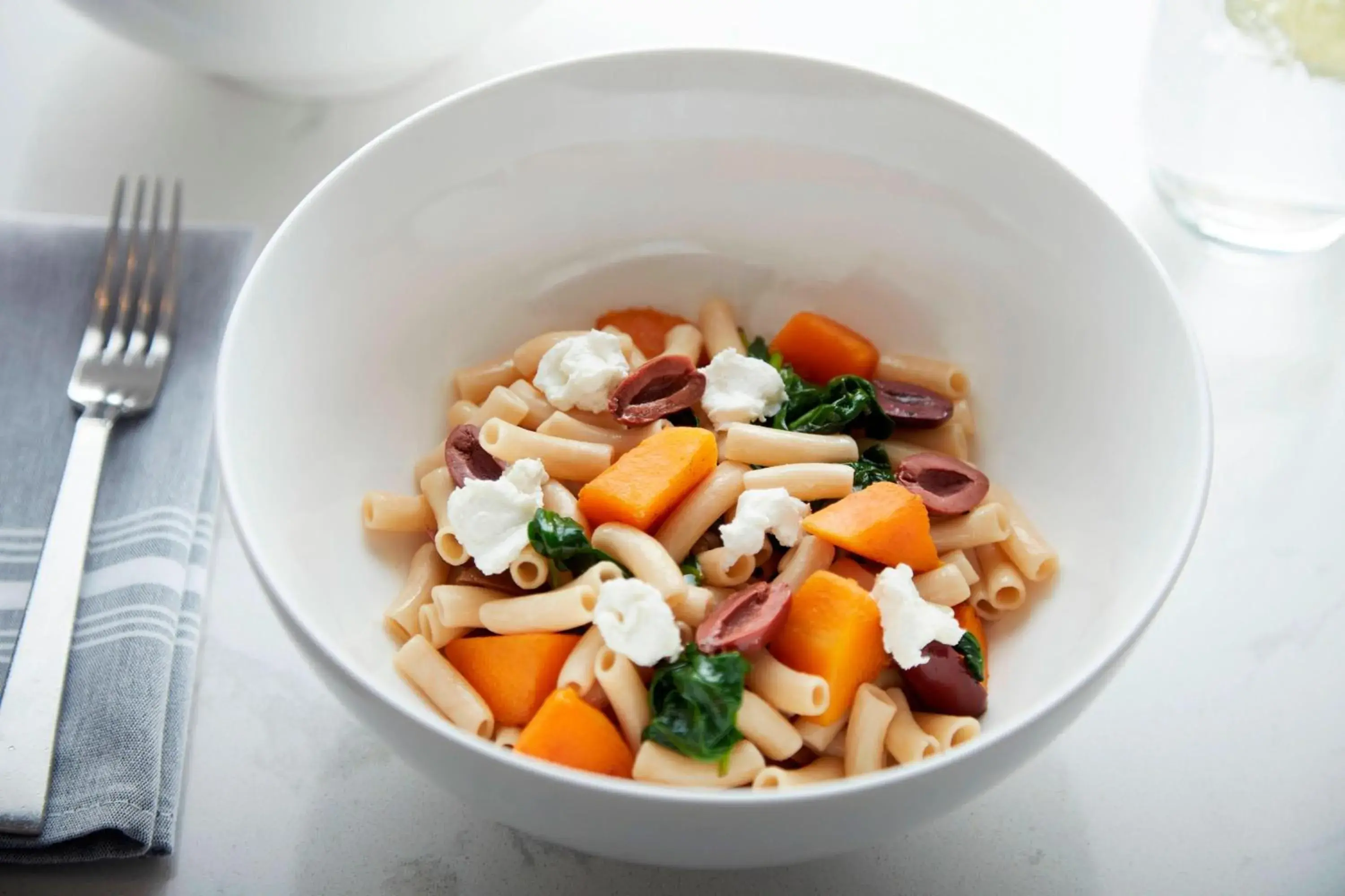 Restaurant/places to eat in Crystal Gateway Marriott Restaurant/places to eat in Crystal Gateway Marriott