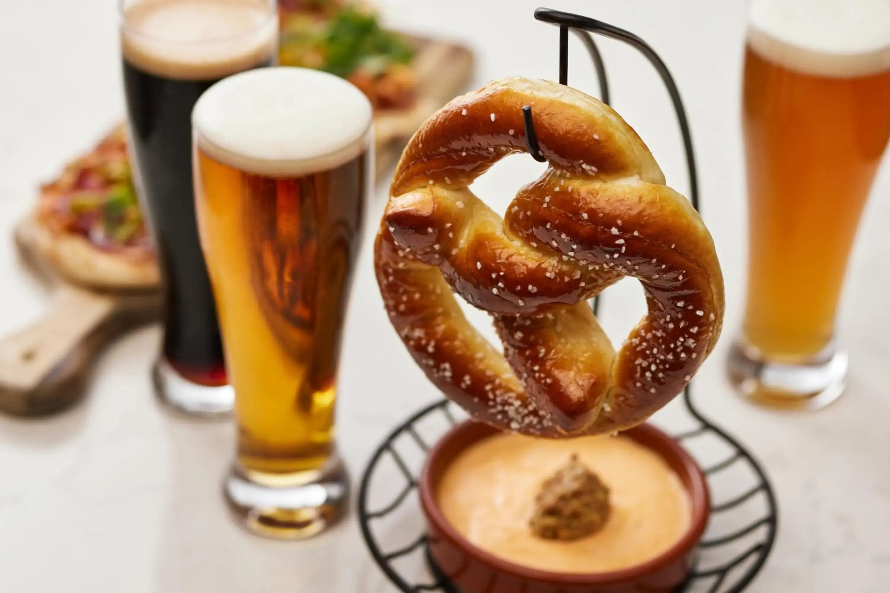 Restaurant/places to eat in Crystal Gateway Marriott Restaurant/places to eat in Crystal Gateway Marriott