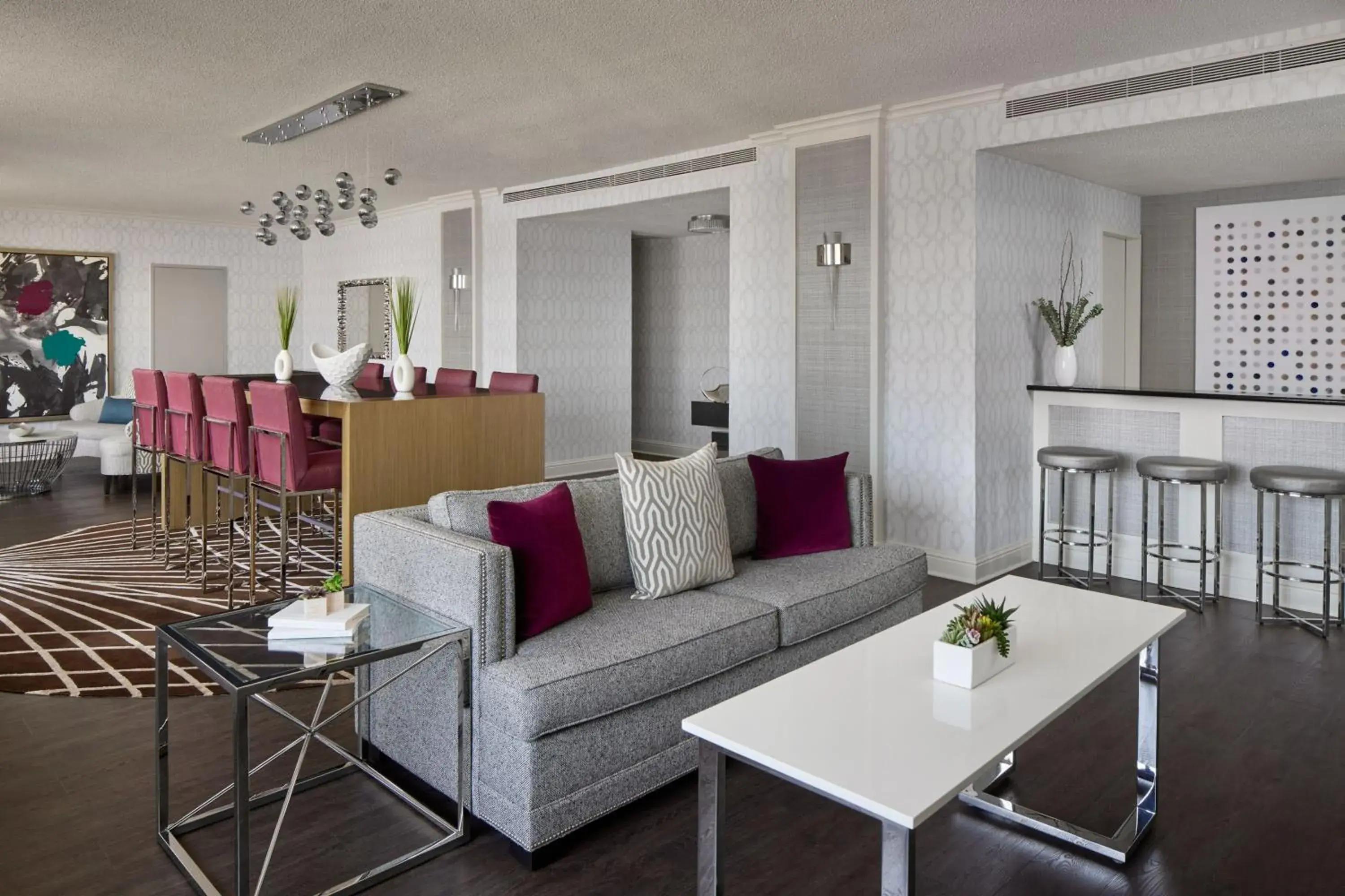 Living room in Crystal Gateway Marriott Living room in Crystal Gateway Marriott