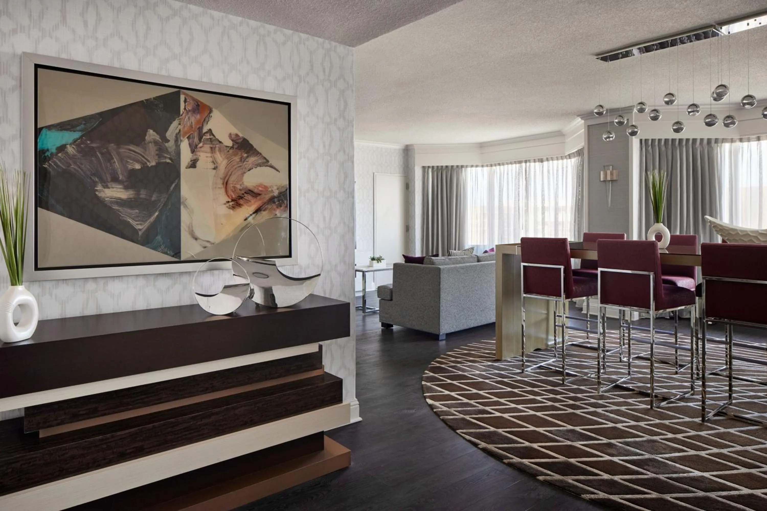 Photo of the whole room in Crystal Gateway Marriott