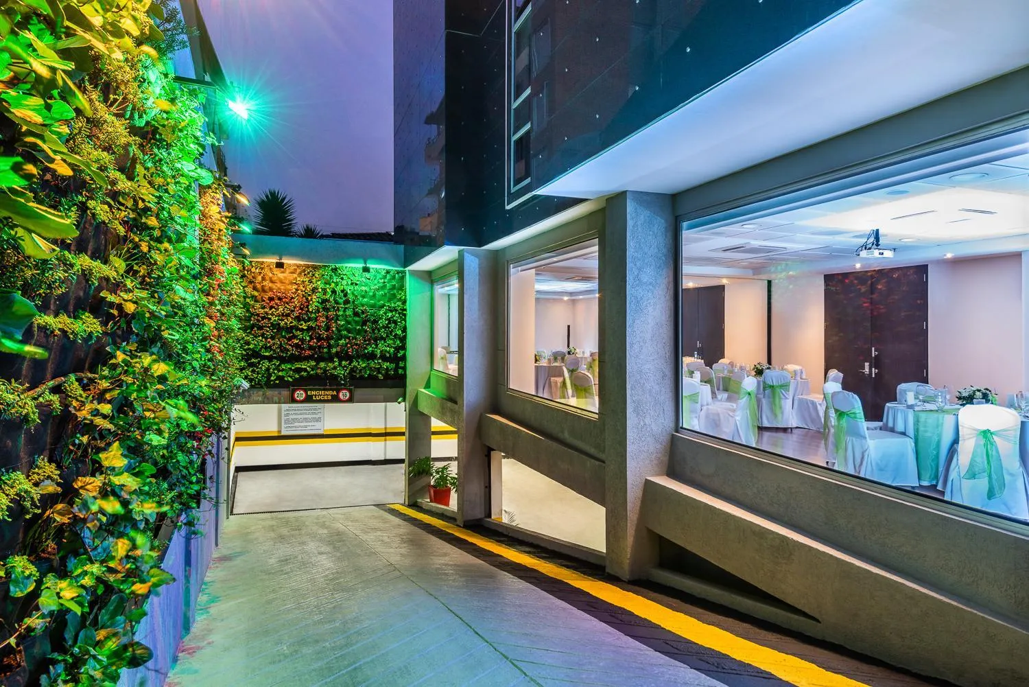 Lobby or reception in One Sixteen Hotel