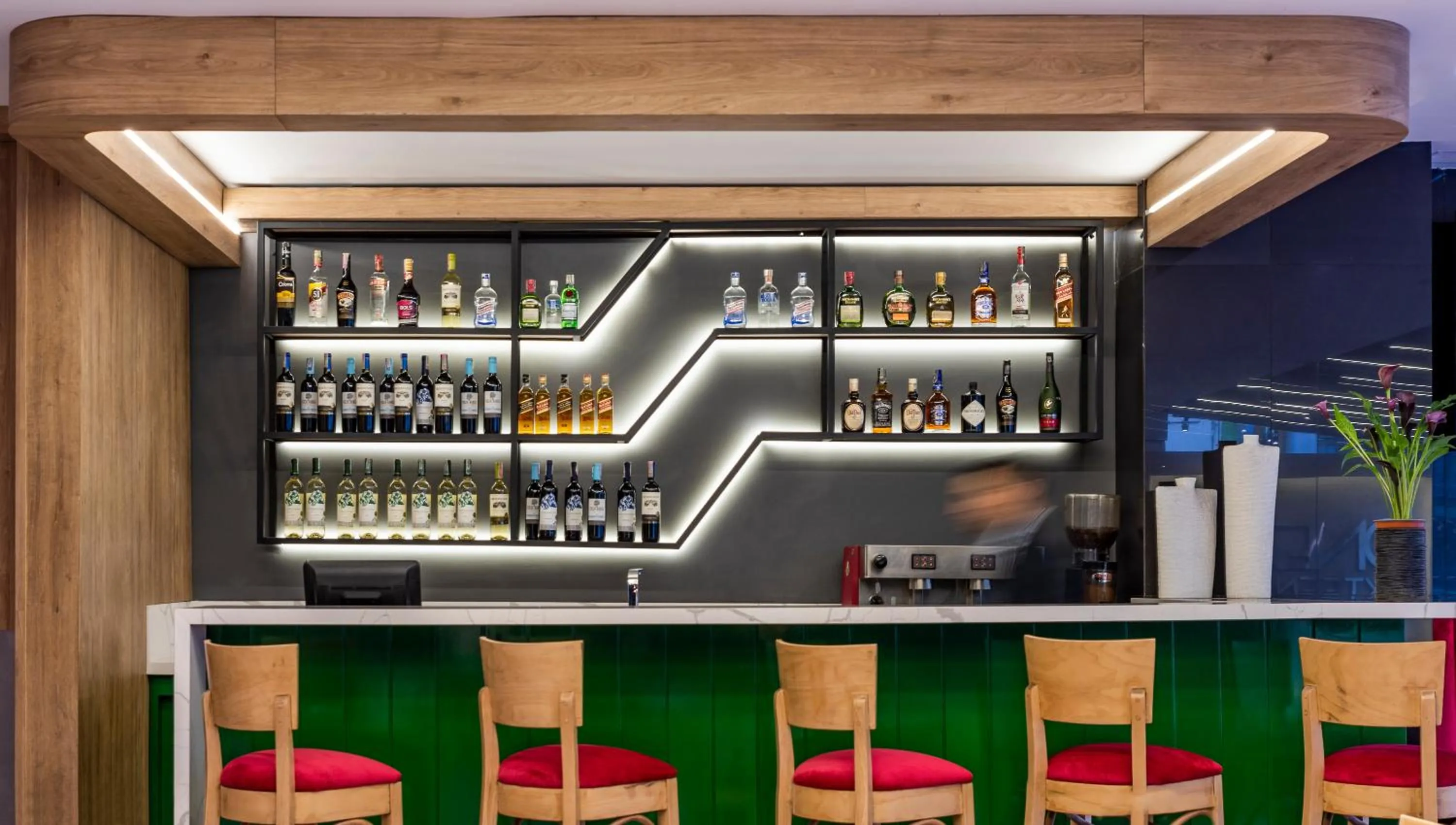 Lounge or bar in One Sixteen Hotel