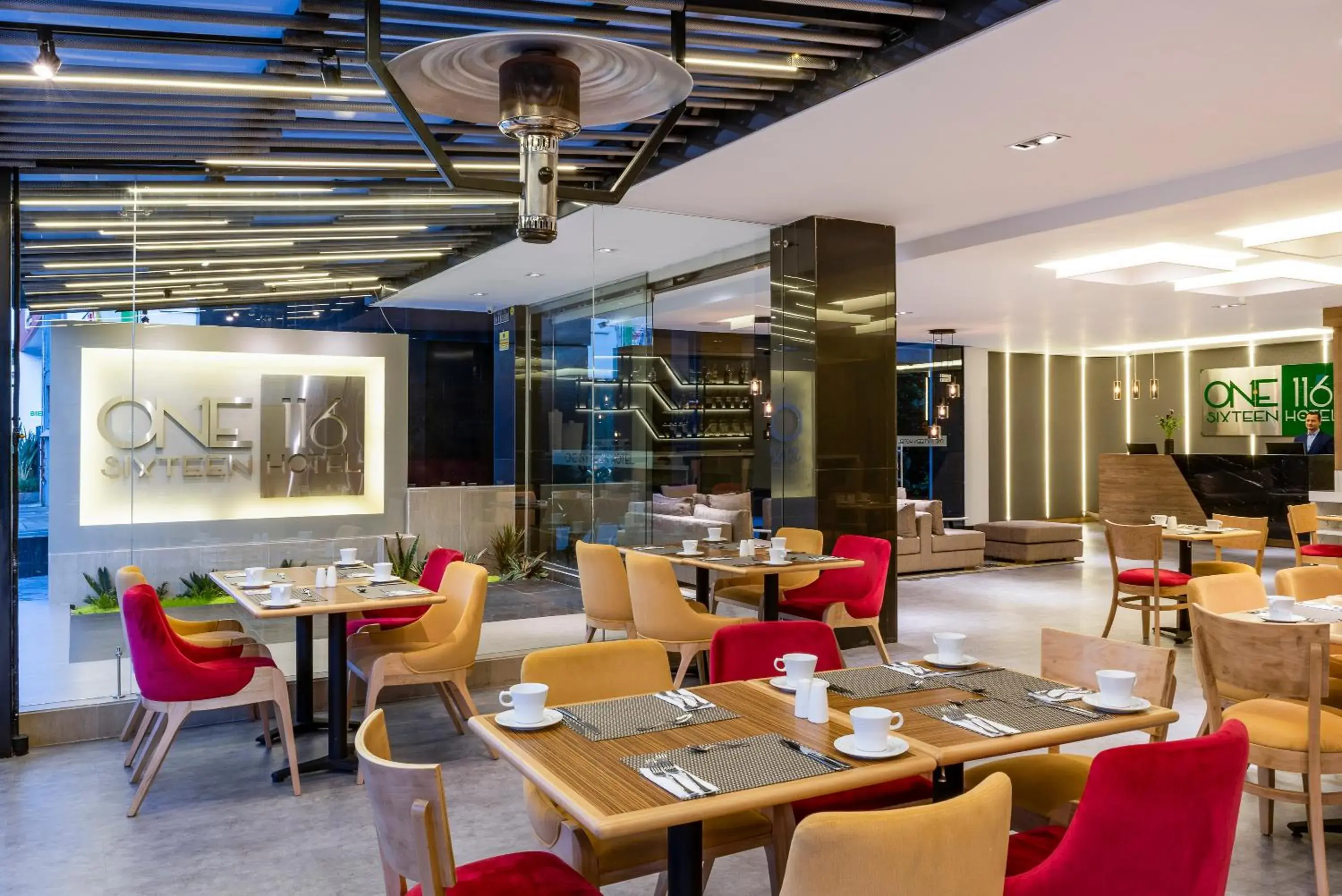 Restaurant/places to eat in One Sixteen Hotel Restaurant/places to eat in One Sixteen Hotel