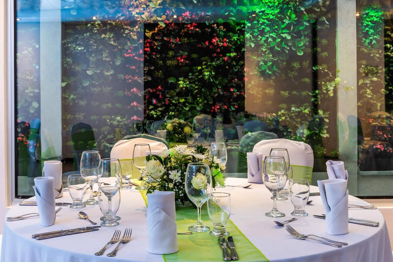 Banquet/Function facilities in One Sixteen Hotel