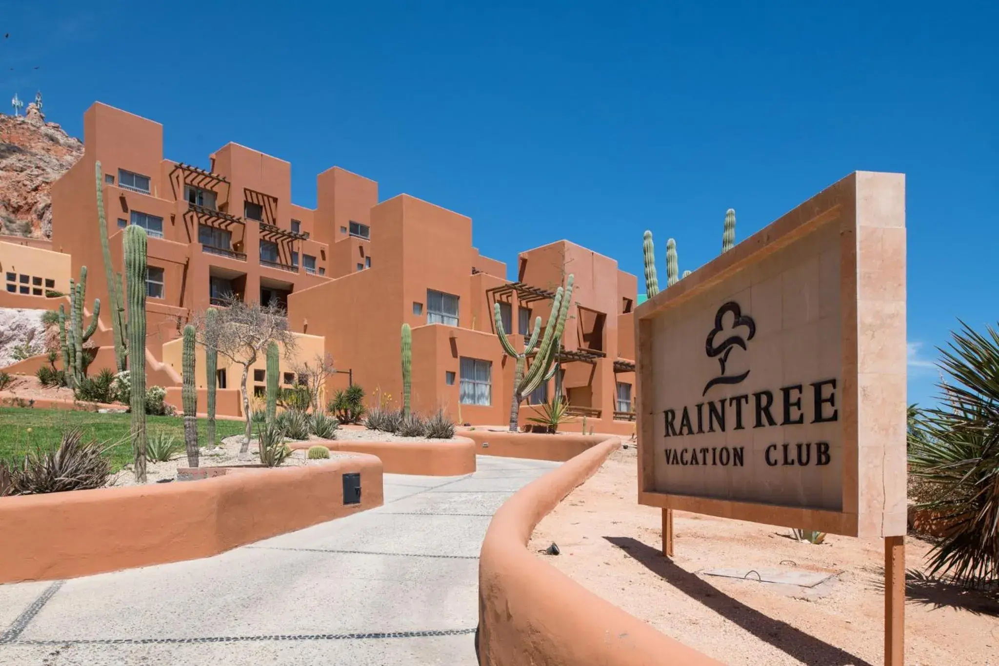 Property building in Club Regina Los Cabos Property building in Club Regina Los Cabos