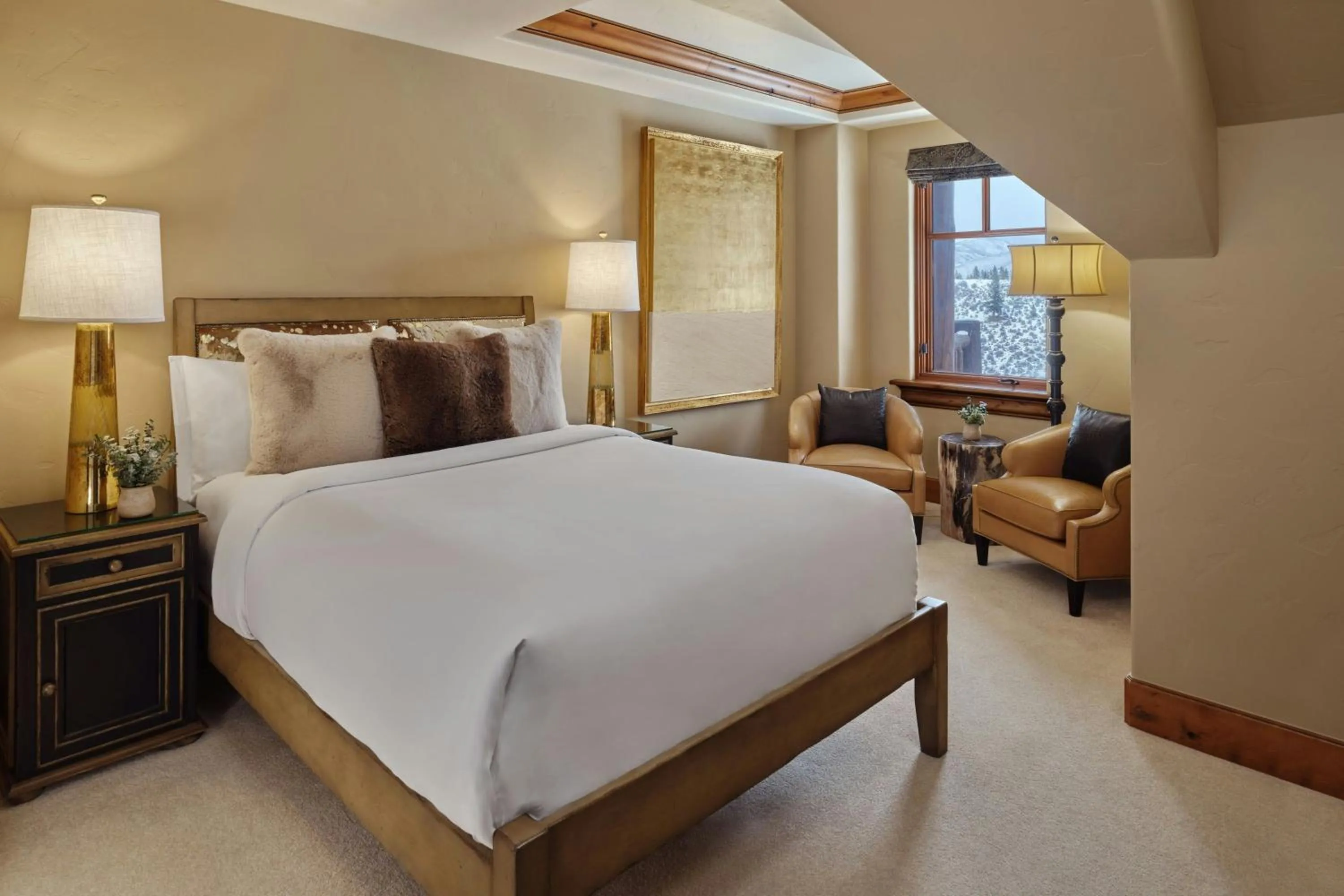 Bedroom, Bed in The Ritz-Carlton, Bachelor Gulch