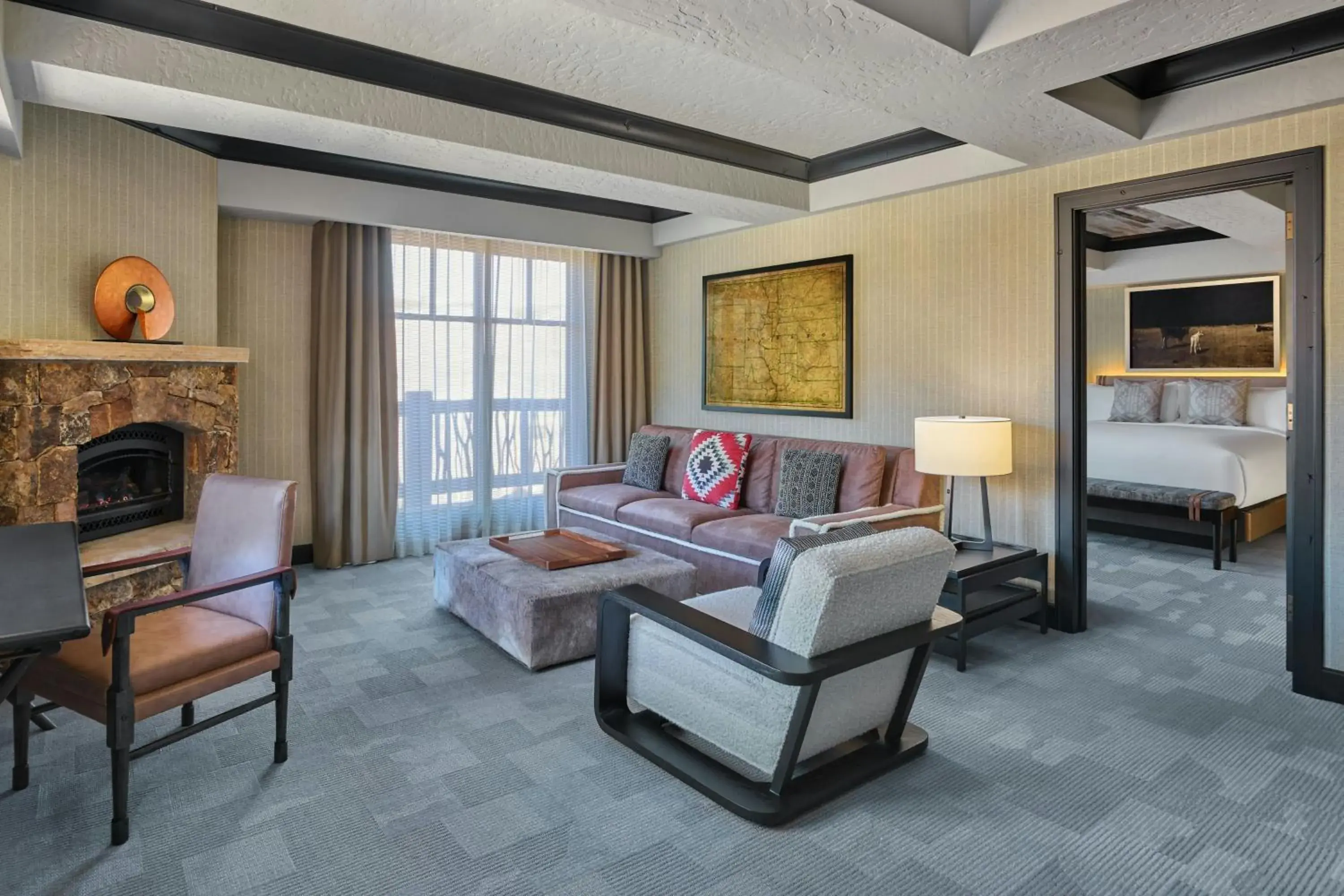 Club lounge access, 1 Bedroom Executive Suite in The Ritz-Carlton, Bachelor Gulch Club lounge access, 1 Bedroom Executive Suite in The Ritz-Carlton, Bachelor Gulch