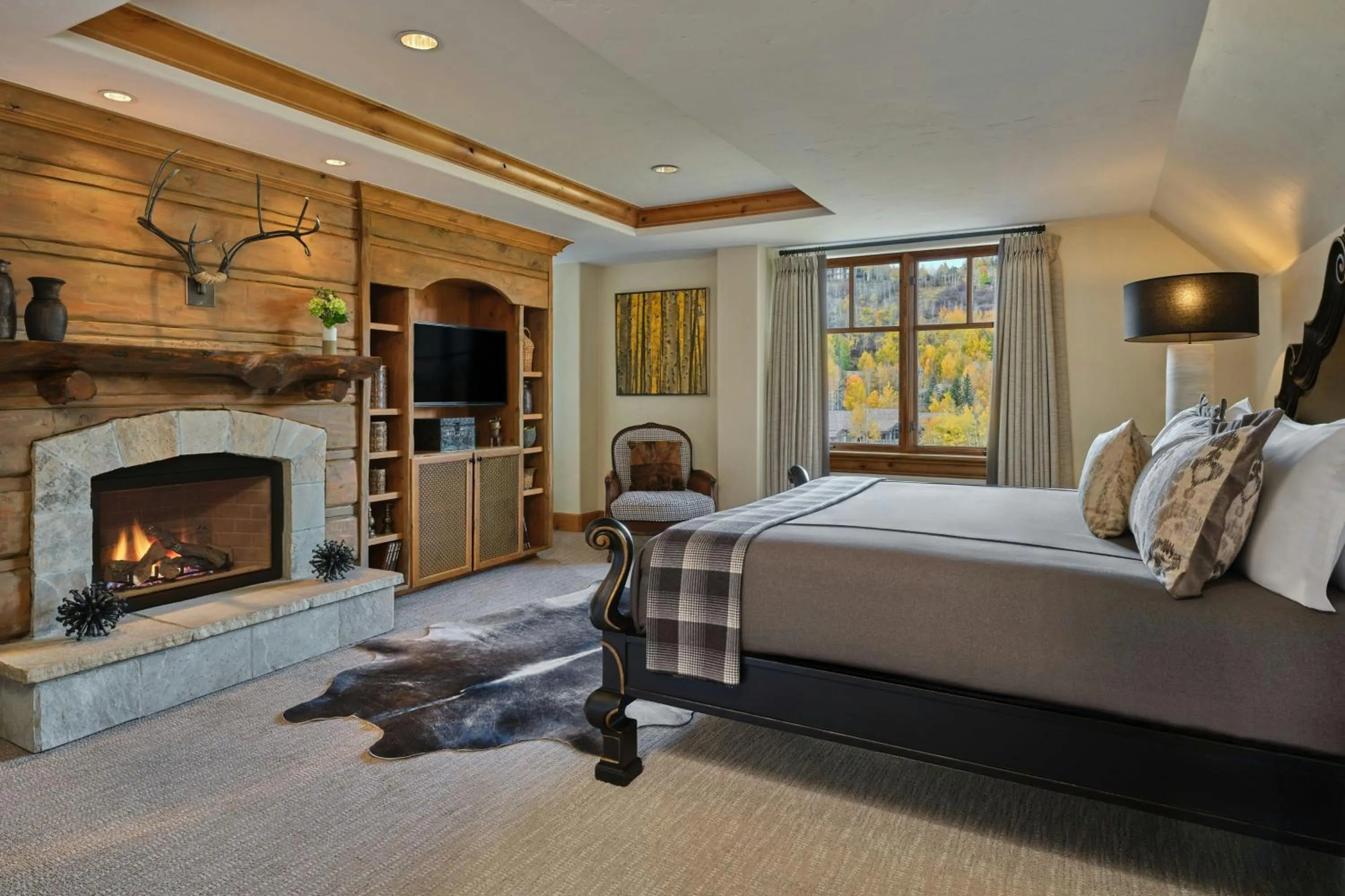 Bedroom, Bed in The Ritz-Carlton, Bachelor Gulch