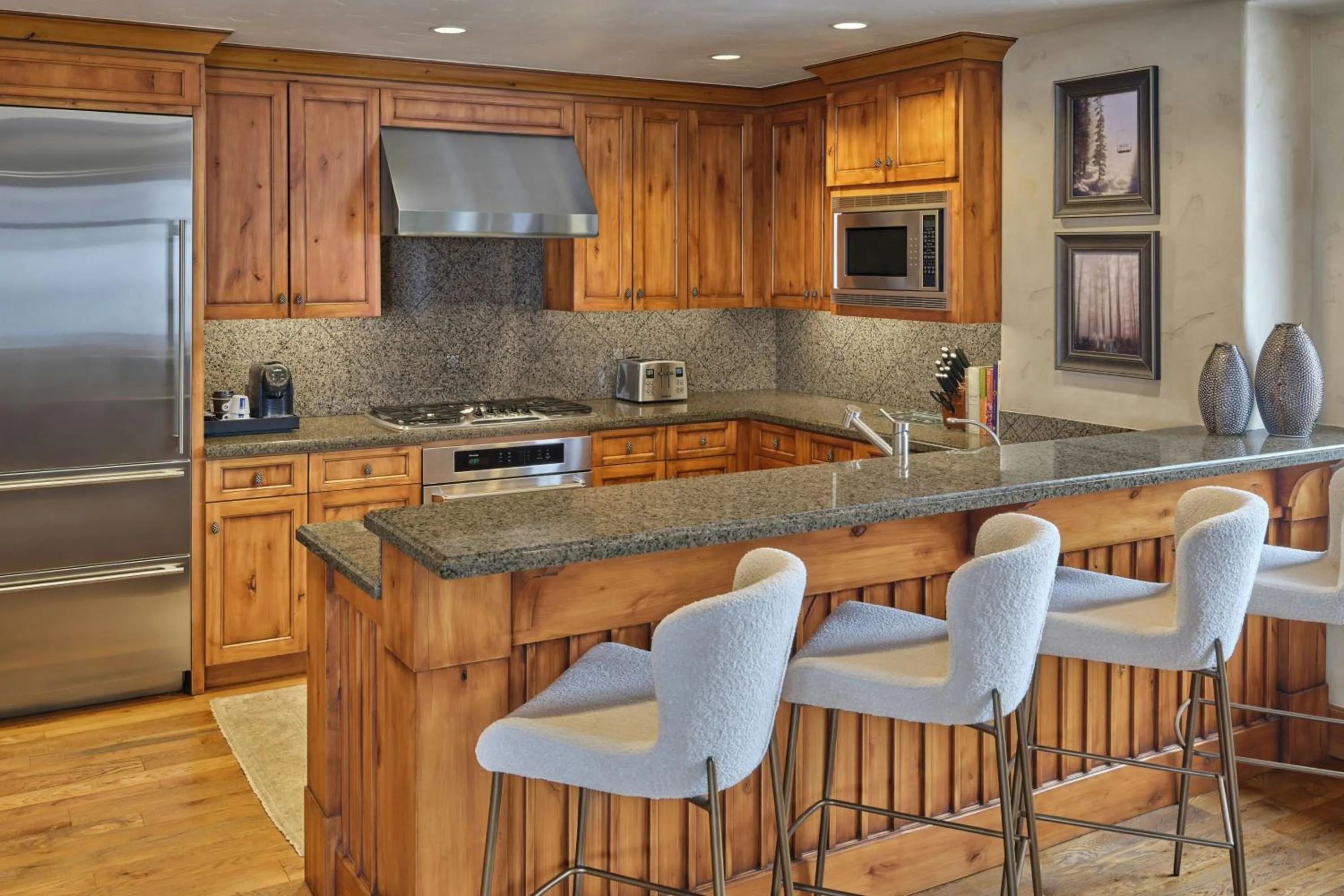 Bedroom in The Ritz-Carlton, Bachelor Gulch