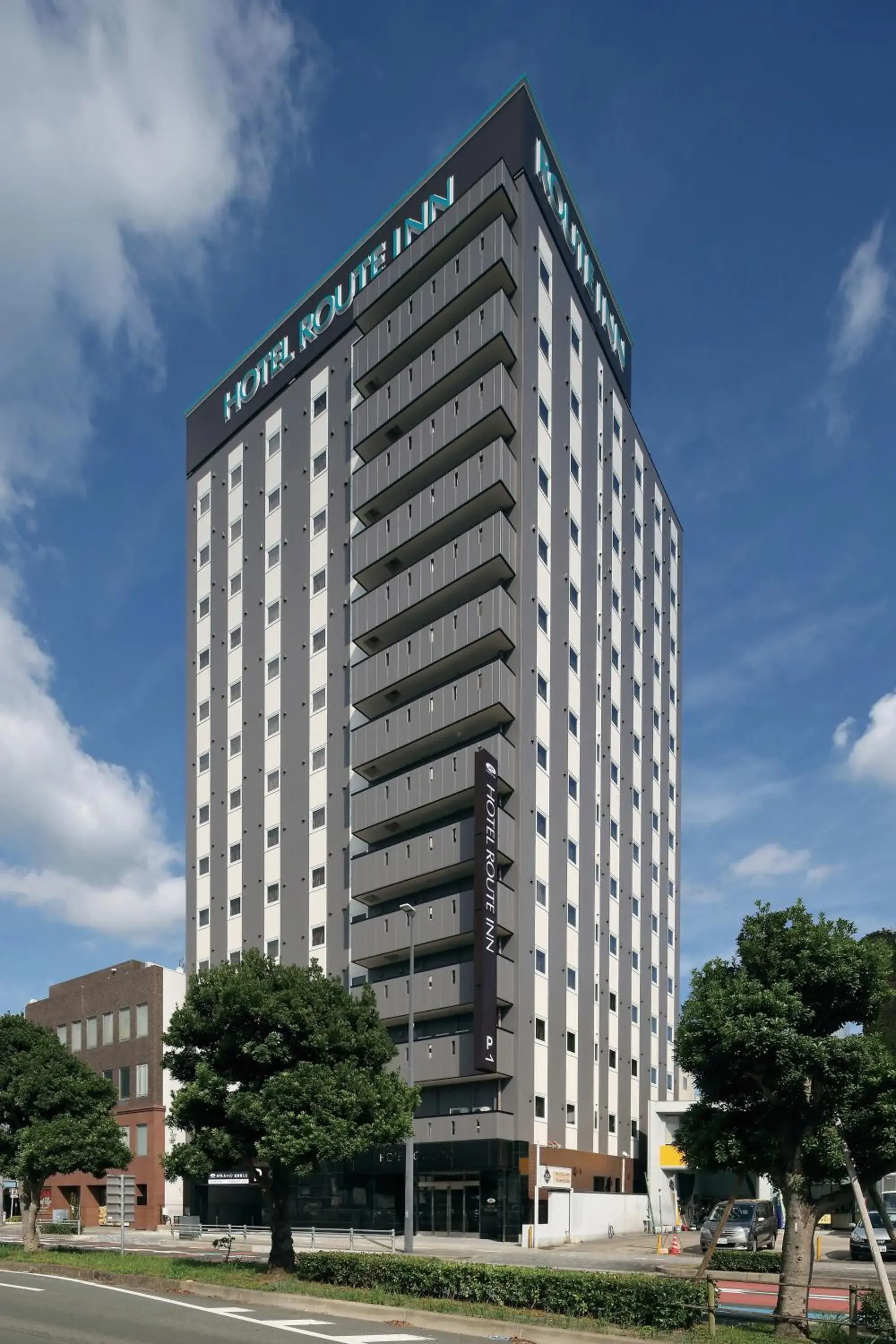 Property building in Hotel Route-Inn Toyohashi Ekimae Property building in Hotel Route-Inn Toyohashi Ekimae