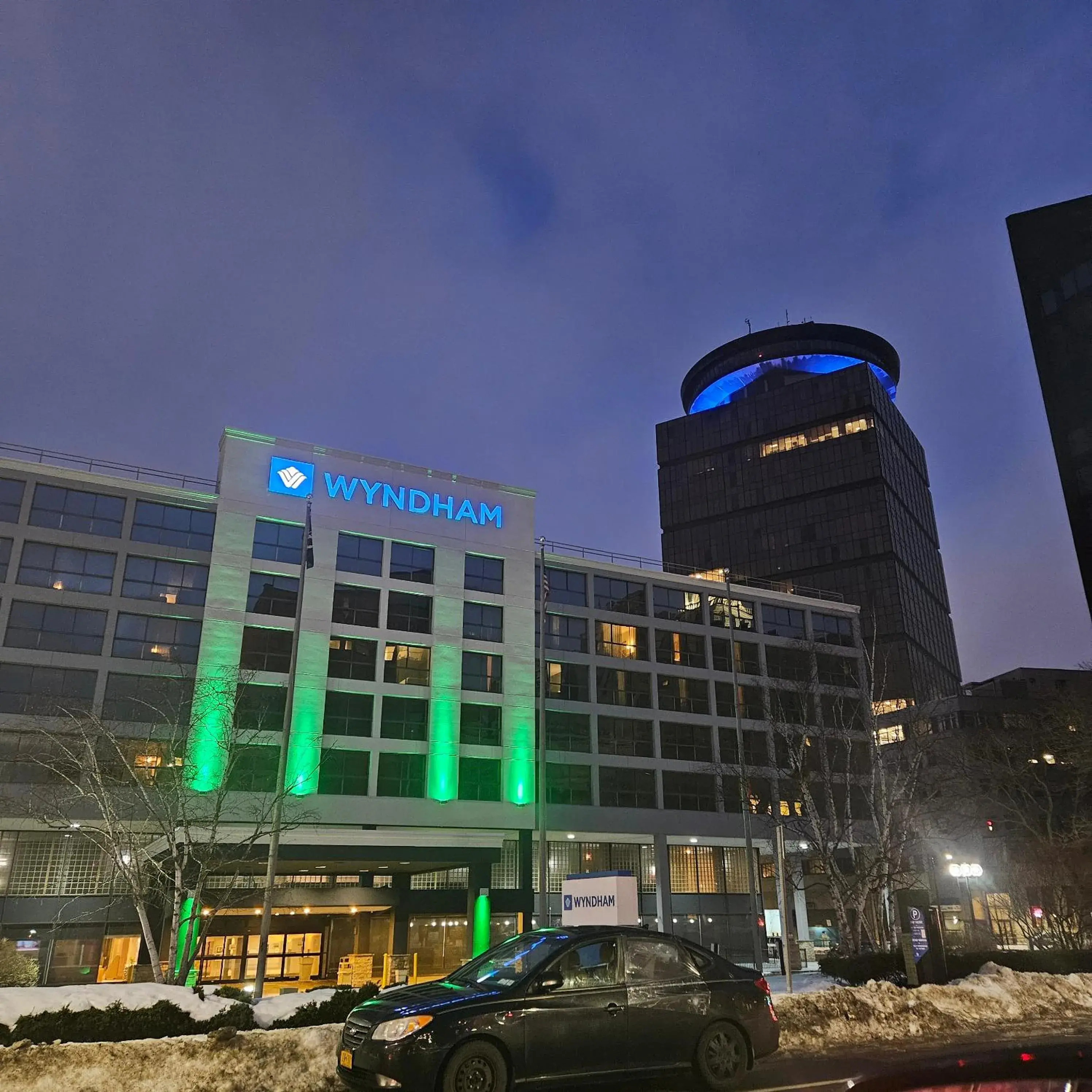 Property building in Wyndham Rochester Downtown Property building in Wyndham Rochester Downtown