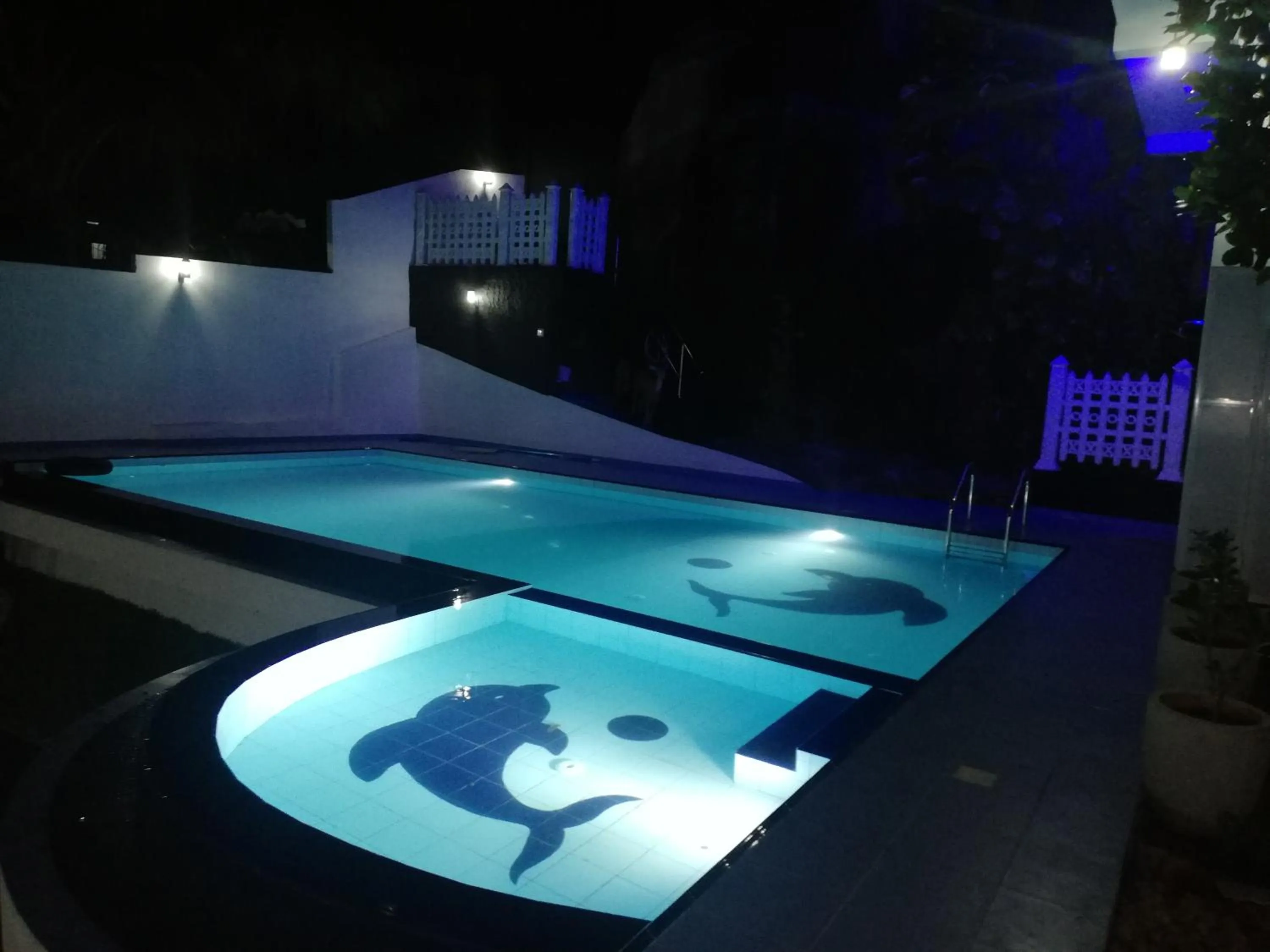 Swimming pool in Elliot Nature Resort