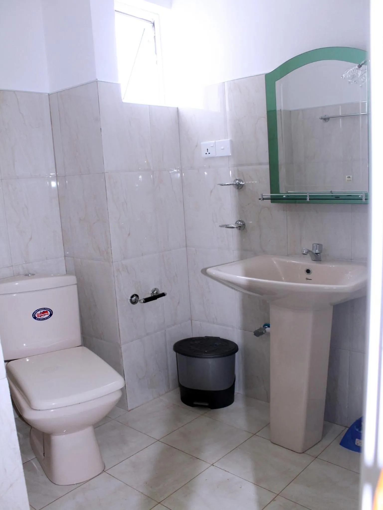 Shower in Elliot Nature Resort